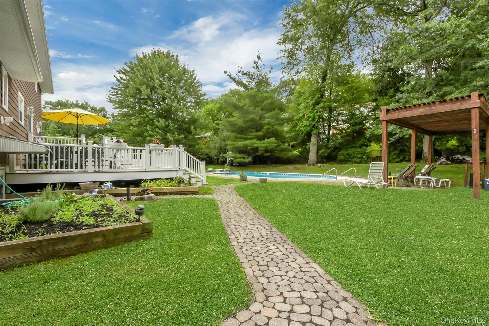 7 Cranford Road, Clarkstown, NY, 5 Bedrooms Bedrooms, 10 Rooms Rooms,4 BathroomsBathrooms,Residential,For Rent,Cranford,0,1016811 7 Cranford Road, Clarkstown, NY, 5 Bedrooms Bedrooms, 10 Rooms Rooms,4 BathroomsBathrooms,Residential,For Rent,Cranford,0,1016811
