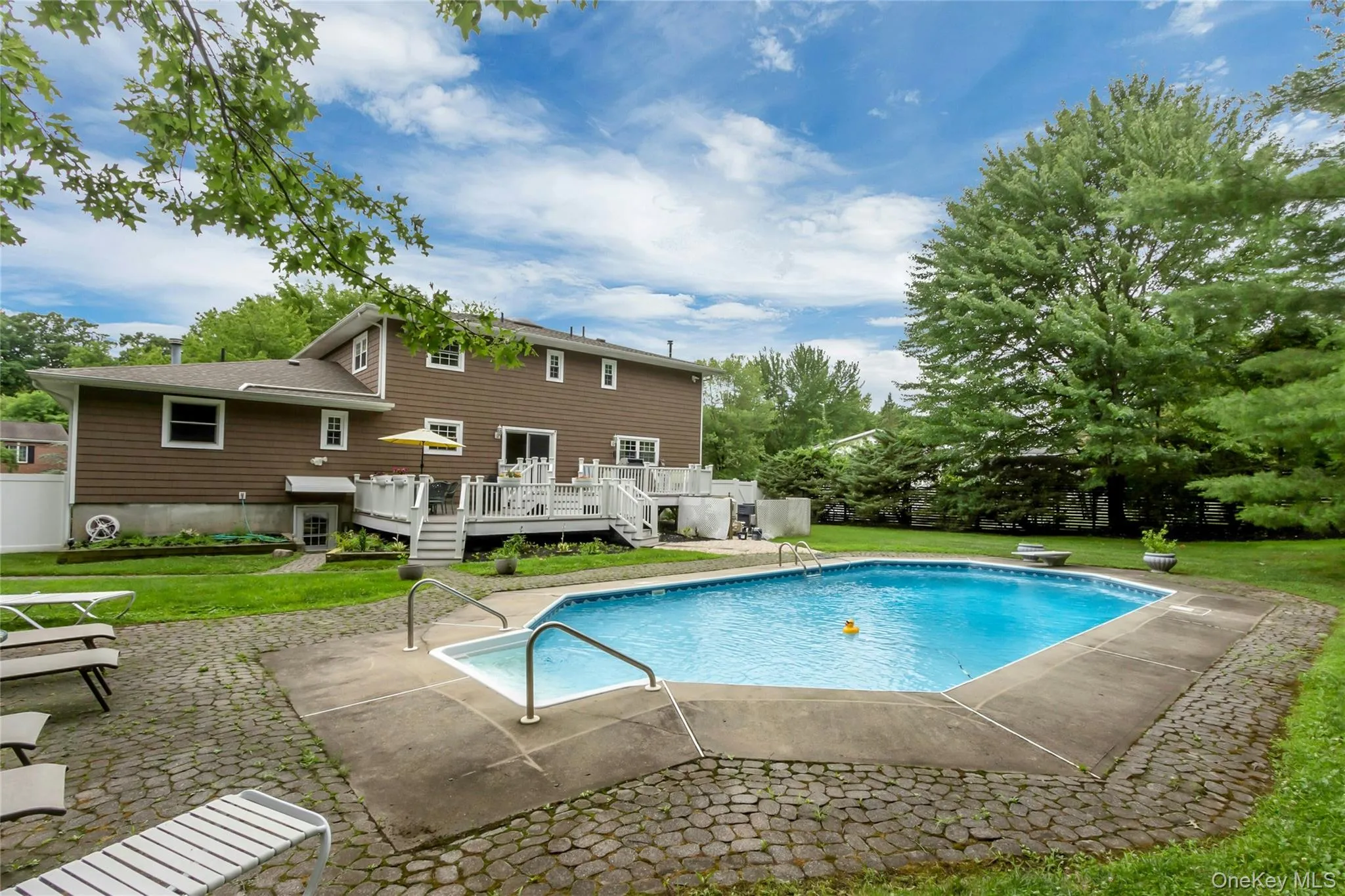 7 Cranford Road, Clarkstown, NY, 5 Bedrooms Bedrooms, 10 Rooms Rooms,4 BathroomsBathrooms,Residential,For Rent,Cranford,0,1016811 7 Cranford Road, Clarkstown, NY, 5 Bedrooms Bedrooms, 10 Rooms Rooms,4 BathroomsBathrooms,Residential,For Rent,Cranford,0,1016811
