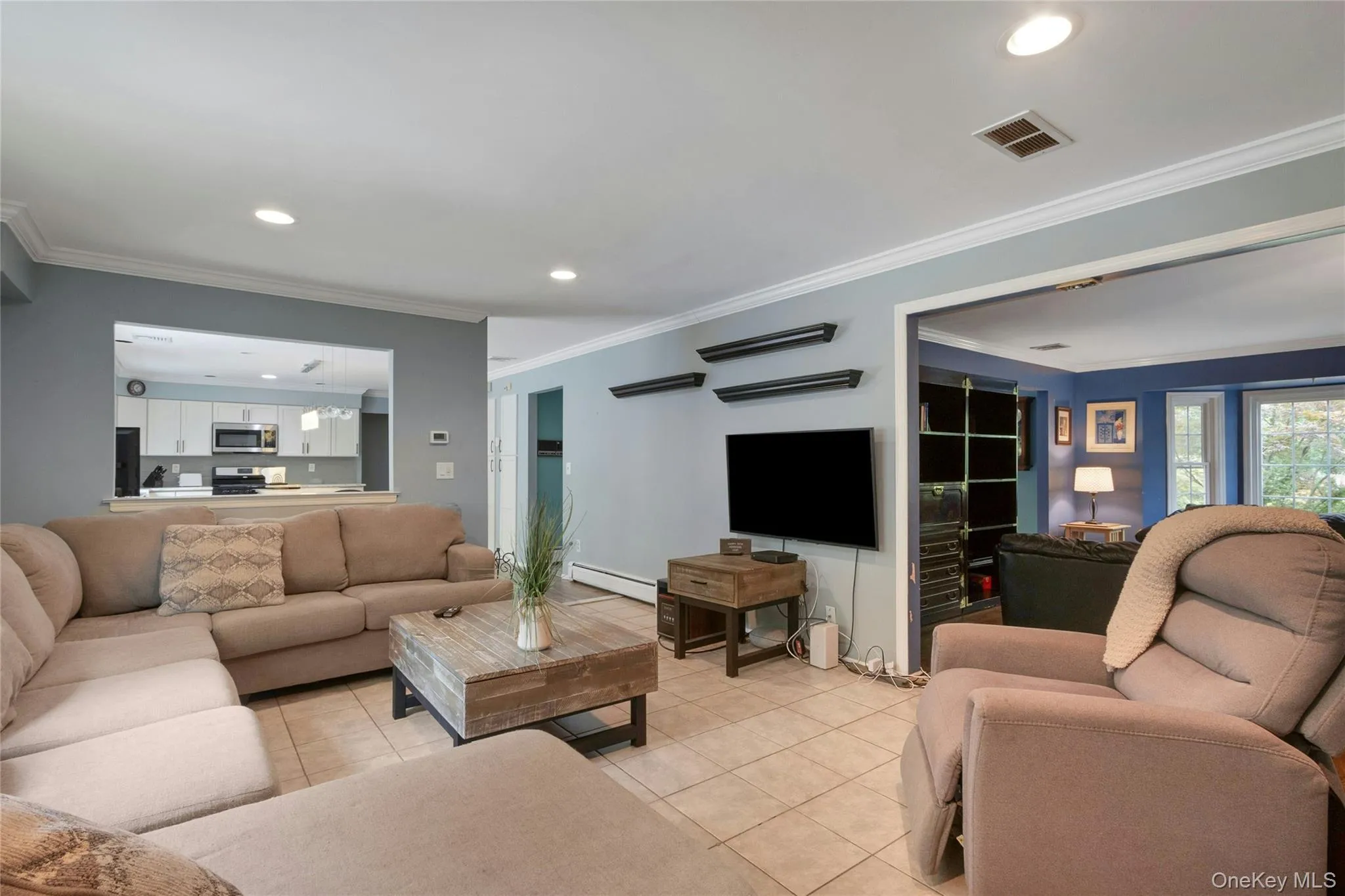 7 Cranford Road, Clarkstown, NY, 5 Bedrooms Bedrooms, 10 Rooms Rooms,4 BathroomsBathrooms,Residential,For Rent,Cranford,0,1016811 7 Cranford Road, Clarkstown, NY, 5 Bedrooms Bedrooms, 10 Rooms Rooms,4 BathroomsBathrooms,Residential,For Rent,Cranford,0,1016811