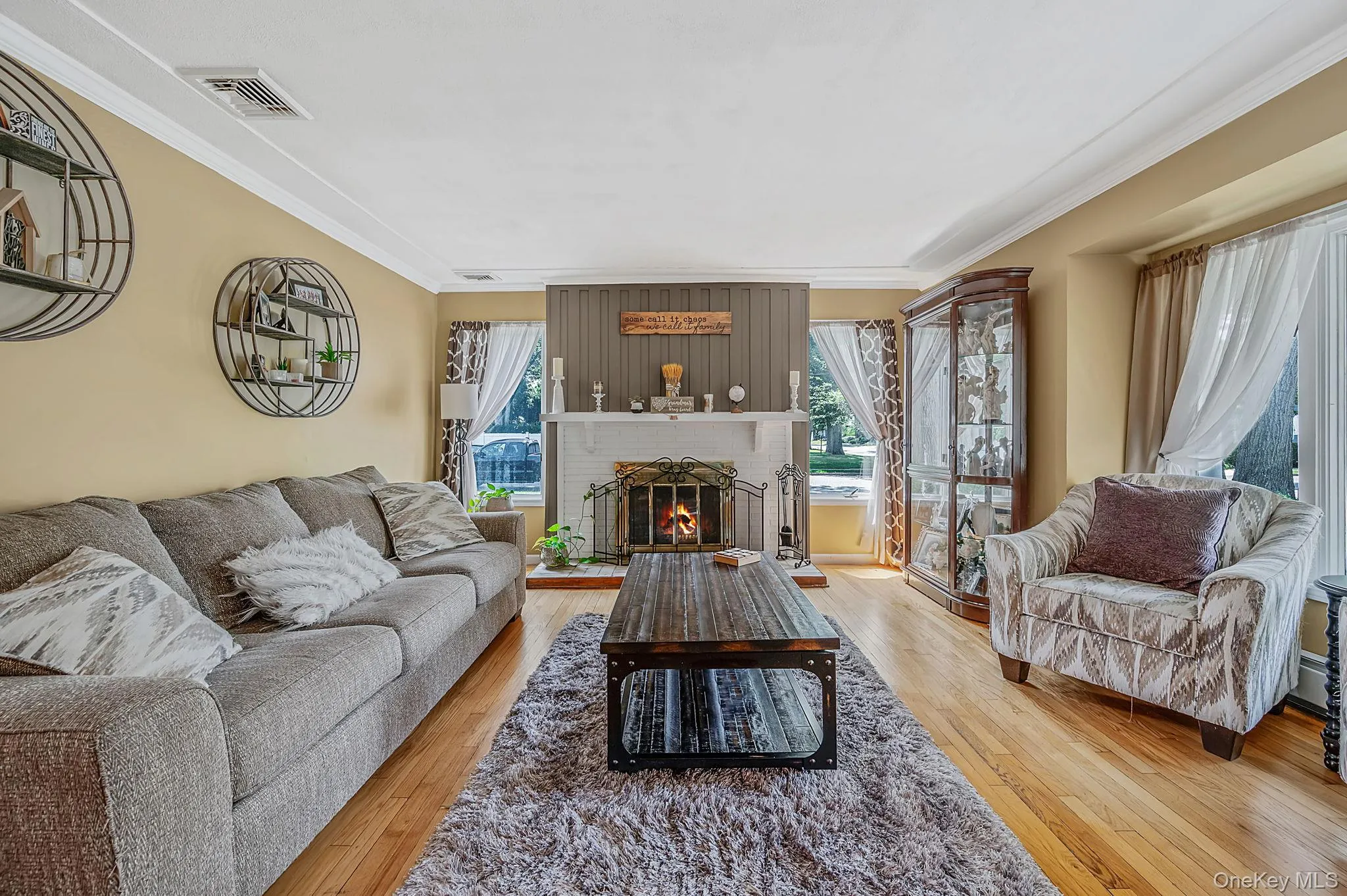 77 Toomey Road, Islip, NY, 6 Bedrooms Bedrooms, 11 Rooms Rooms,2 BathroomsBathrooms,Residential,For Rent,Toomey,0,1016813 77 Toomey Road, Islip, NY, 6 Bedrooms Bedrooms, 11 Rooms Rooms,2 BathroomsBathrooms,Residential,For Rent,Toomey,0,1016813