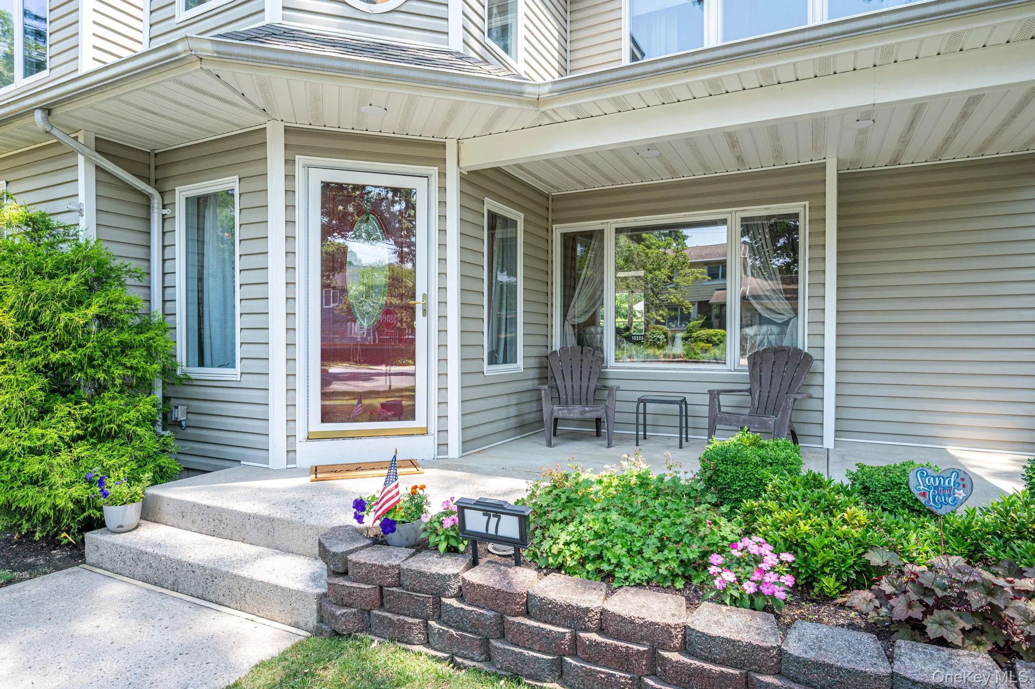 77 Toomey Road, Islip, NY, 6 Bedrooms Bedrooms, 11 Rooms Rooms,2 BathroomsBathrooms,Residential,For Rent,Toomey,0,1016813 77 Toomey Road, Islip, NY, 6 Bedrooms Bedrooms, 11 Rooms Rooms,2 BathroomsBathrooms,Residential,For Rent,Toomey,0,1016813
