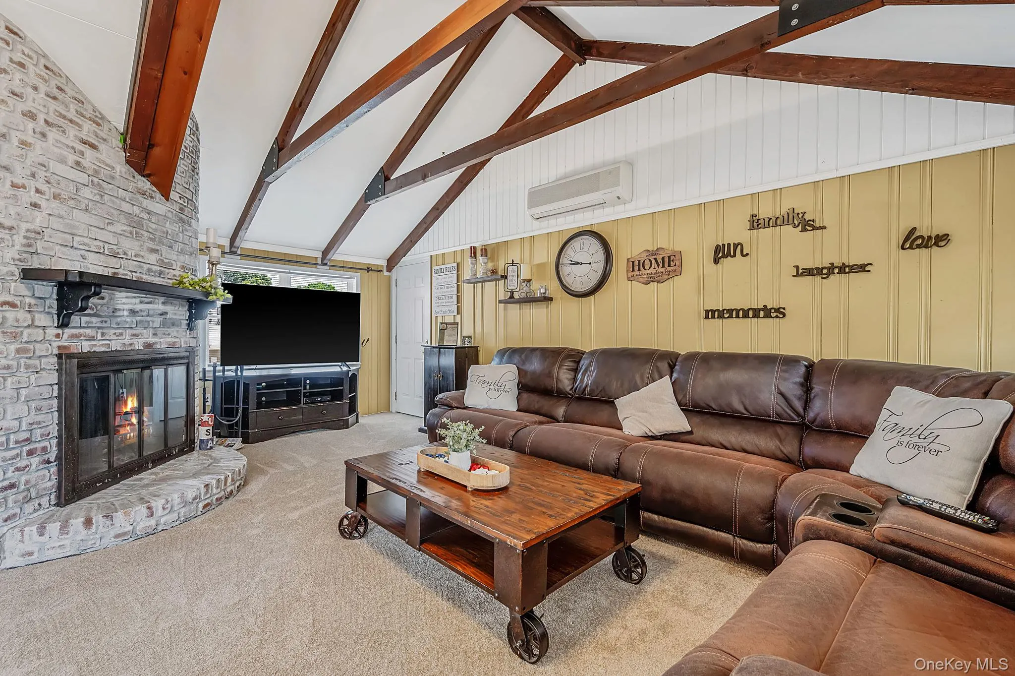 77 Toomey Road, Islip, NY, 6 Bedrooms Bedrooms, 11 Rooms Rooms,2 BathroomsBathrooms,Residential,For Rent,Toomey,0,1016813 77 Toomey Road, Islip, NY, 6 Bedrooms Bedrooms, 11 Rooms Rooms,2 BathroomsBathrooms,Residential,For Rent,Toomey,0,1016813