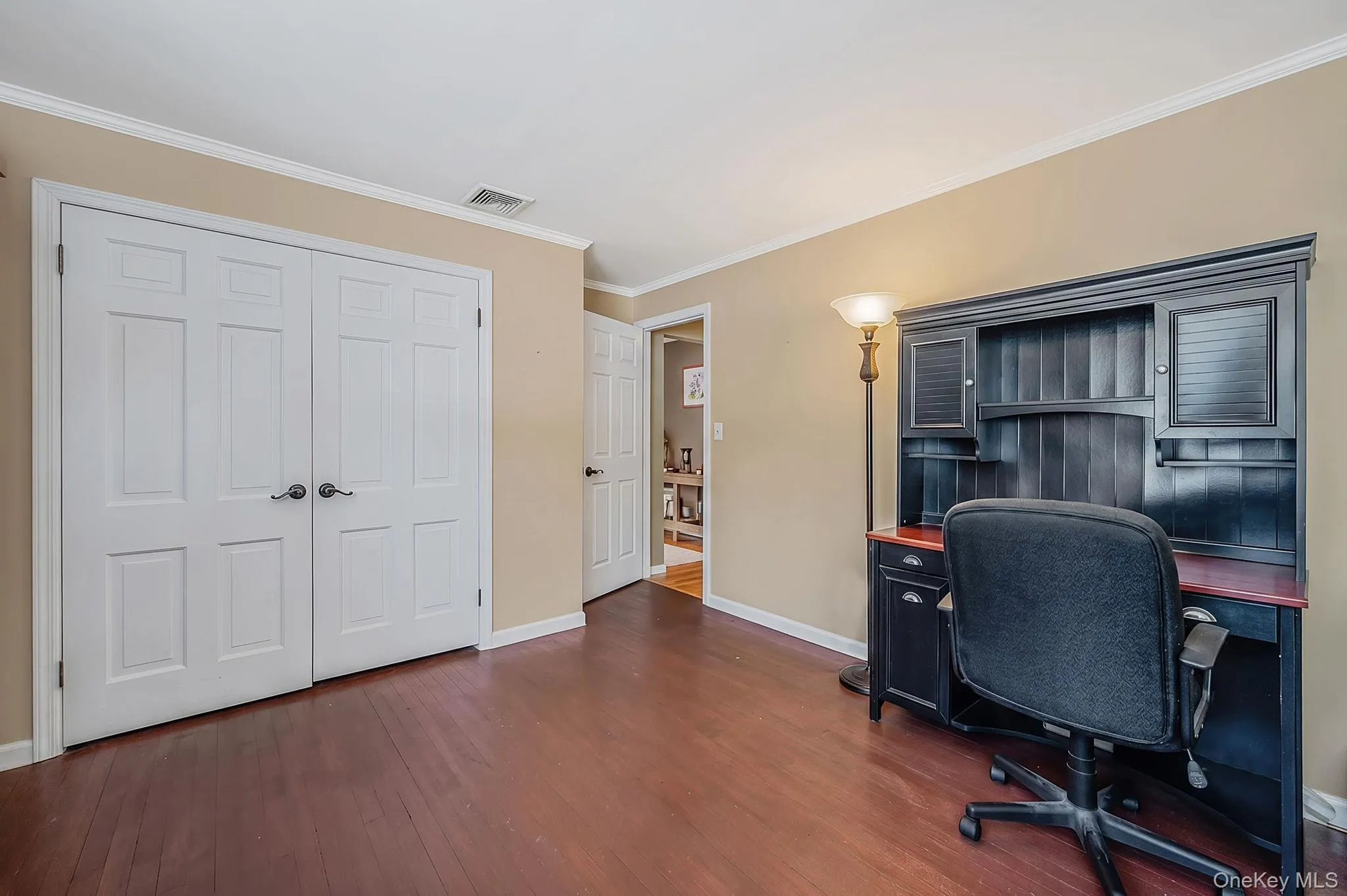 77 Toomey Road, Islip, NY, 6 Bedrooms Bedrooms, 11 Rooms Rooms,2 BathroomsBathrooms,Residential,For Rent,Toomey,0,1016813 77 Toomey Road, Islip, NY, 6 Bedrooms Bedrooms, 11 Rooms Rooms,2 BathroomsBathrooms,Residential,For Rent,Toomey,0,1016813
