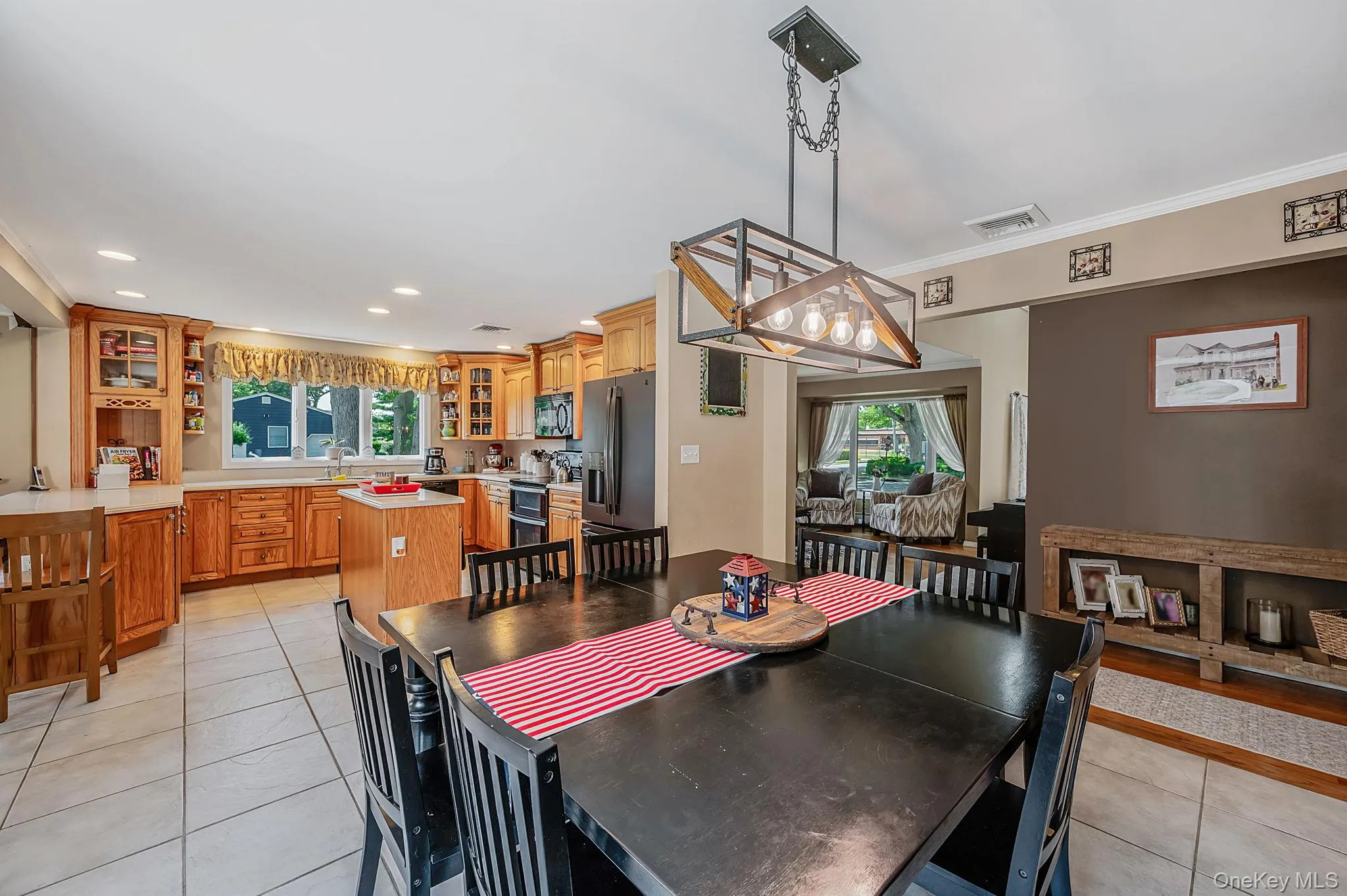 77 Toomey Road, Islip, NY, 6 Bedrooms Bedrooms, 11 Rooms Rooms,2 BathroomsBathrooms,Residential,For Rent,Toomey,0,1016813 77 Toomey Road, Islip, NY, 6 Bedrooms Bedrooms, 11 Rooms Rooms,2 BathroomsBathrooms,Residential,For Rent,Toomey,0,1016813