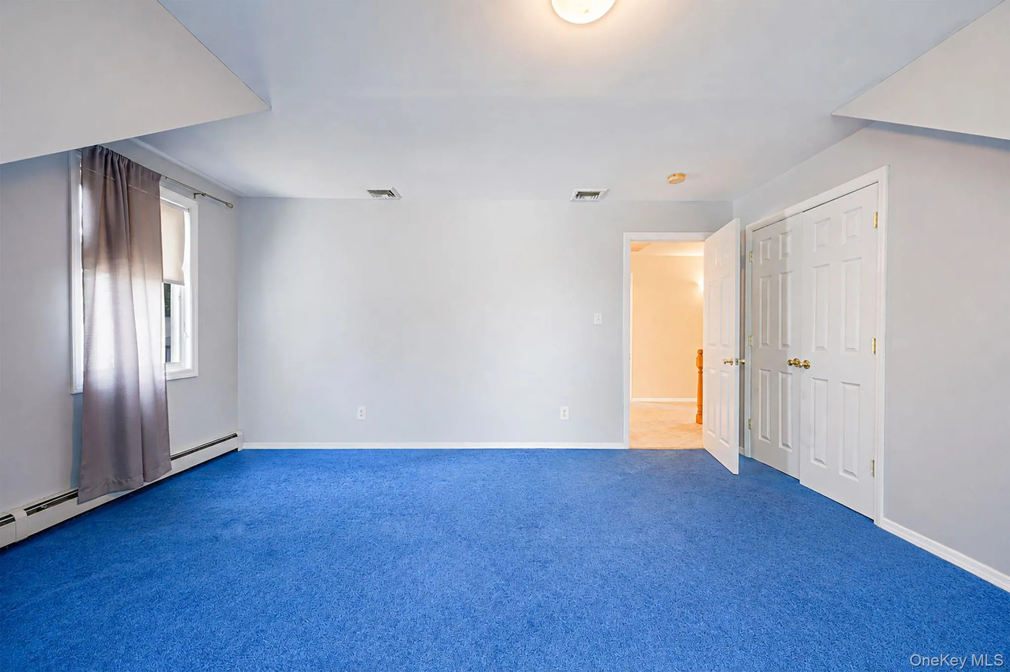 77 Toomey Road, Islip, NY, 6 Bedrooms Bedrooms, 11 Rooms Rooms,2 BathroomsBathrooms,Residential,For Rent,Toomey,0,1016813 77 Toomey Road, Islip, NY, 6 Bedrooms Bedrooms, 11 Rooms Rooms,2 BathroomsBathrooms,Residential,For Rent,Toomey,0,1016813