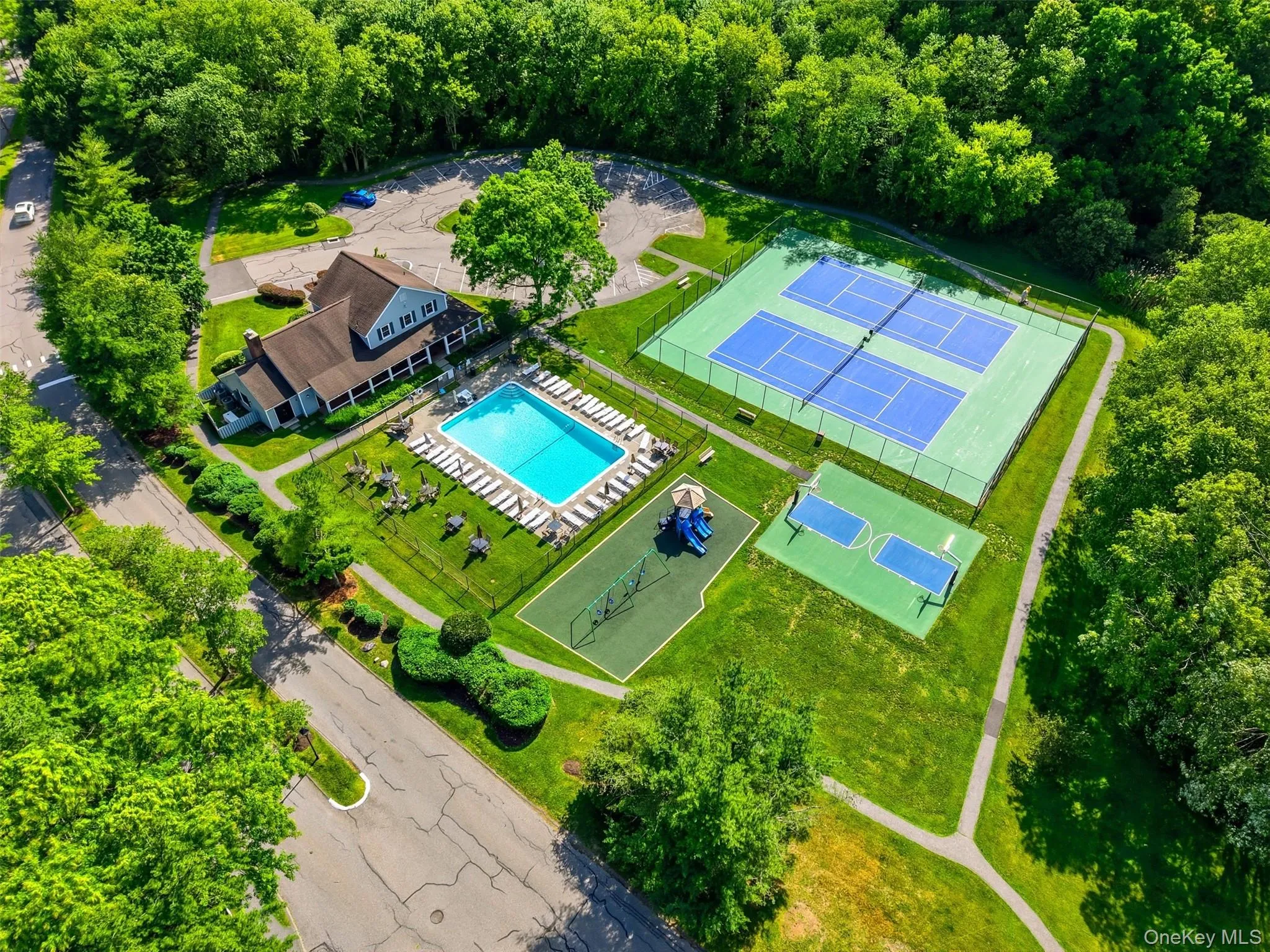 Pool, 2 tennis courts, basketball court, playground and community clubhouse all recently renovated Pool, 2 tennis courts, basketball court, playground and community clubhouse all recently renovated