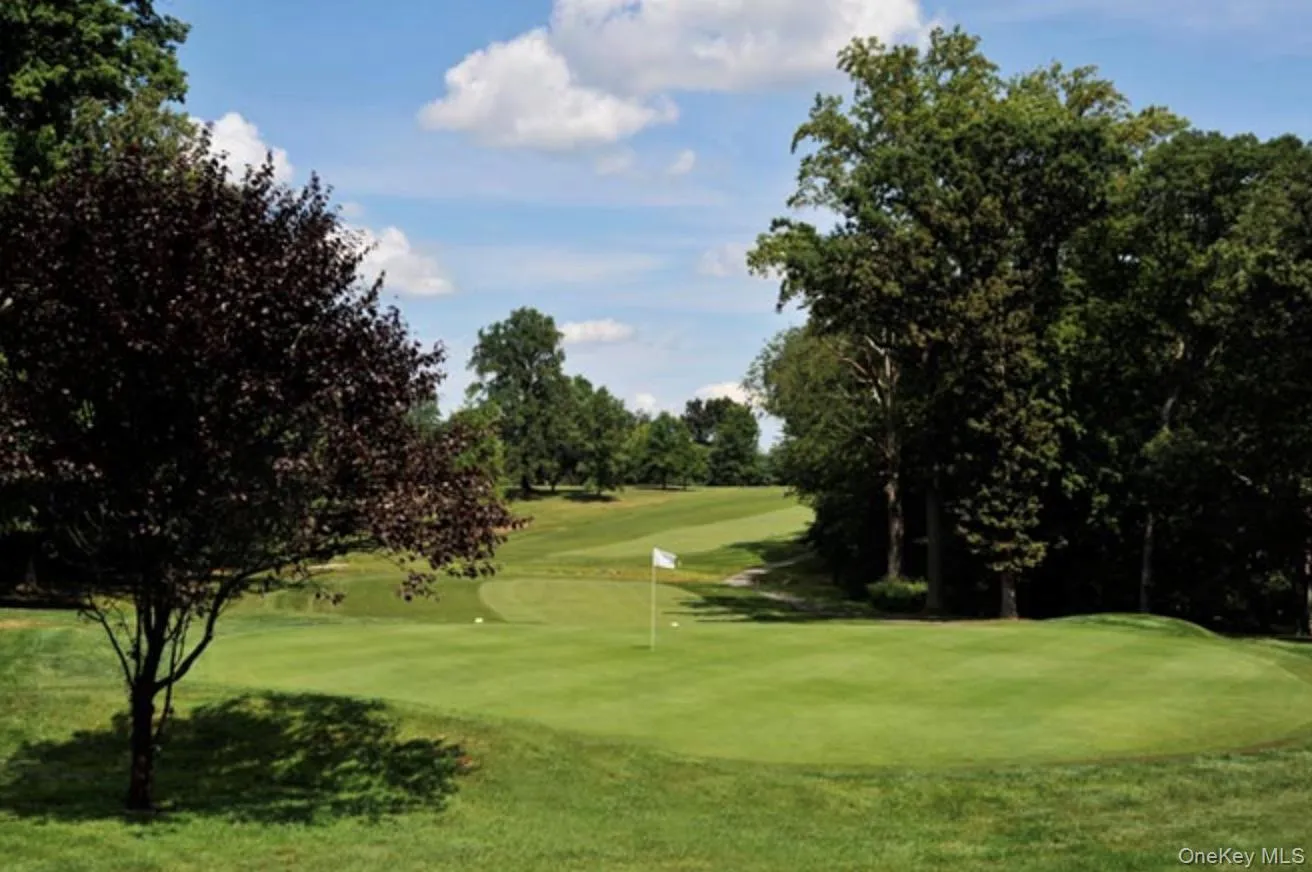 Lake Isle CC golf course Lake Isle CC golf course