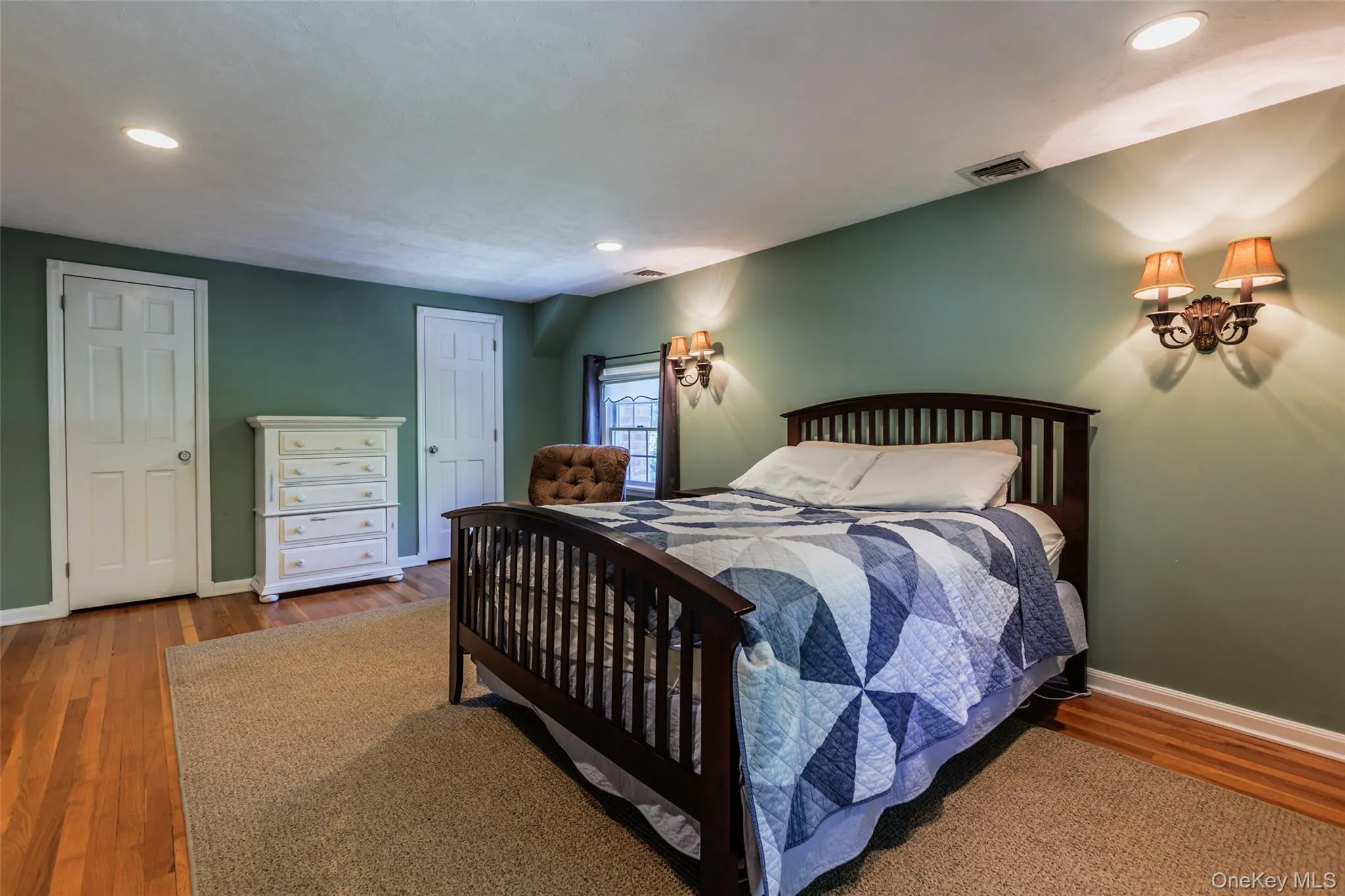 12 Rumford Road, Smithtown, NY, 3 Bedrooms Bedrooms, 6 Rooms Rooms,1 BathroomBathrooms,Residential Lease,For Rent,Rumford,0,1016818 12 Rumford Road, Smithtown, NY, 3 Bedrooms Bedrooms, 6 Rooms Rooms,1 BathroomBathrooms,Residential Lease,For Rent,Rumford,0,1016818