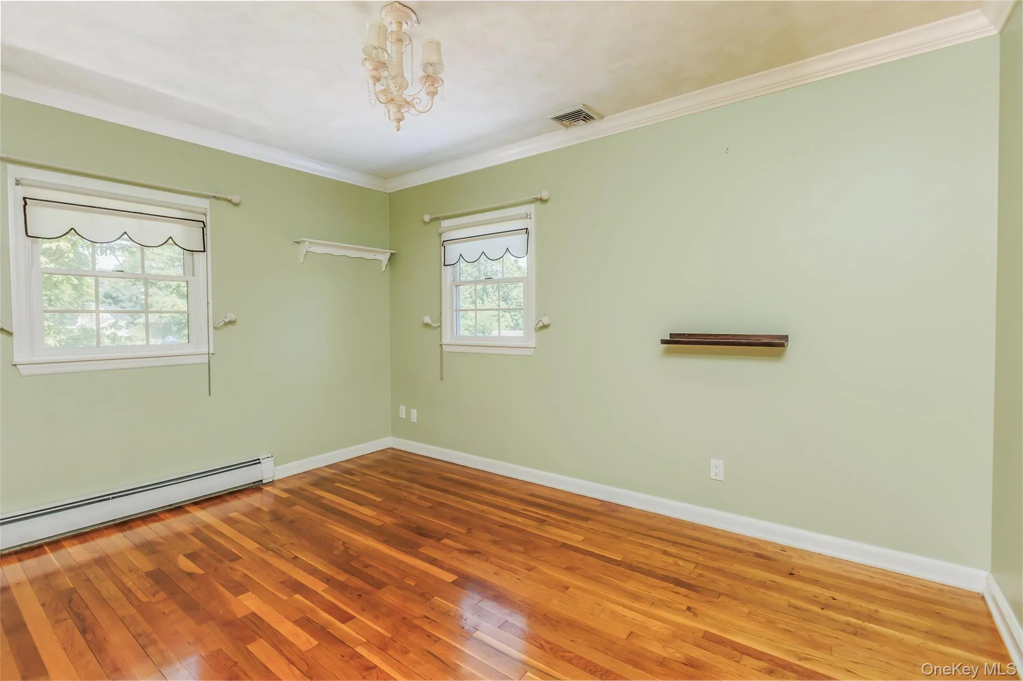 12 Rumford Road, Smithtown, NY, 3 Bedrooms Bedrooms, 6 Rooms Rooms,1 BathroomBathrooms,Residential Lease,For Rent,Rumford,0,1016818 12 Rumford Road, Smithtown, NY, 3 Bedrooms Bedrooms, 6 Rooms Rooms,1 BathroomBathrooms,Residential Lease,For Rent,Rumford,0,1016818
