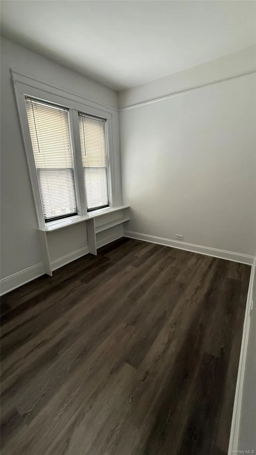 1240 Manor Avenue, New York, NY, 4 Bedrooms Bedrooms, 8 Rooms Rooms,2 BathroomsBathrooms,Residential,For Rent,Manor,0,KEY1016820 1240 Manor Avenue, New York, NY, 4 Bedrooms Bedrooms, 8 Rooms Rooms,2 BathroomsBathrooms,Residential,For Rent,Manor,0,KEY1016820
