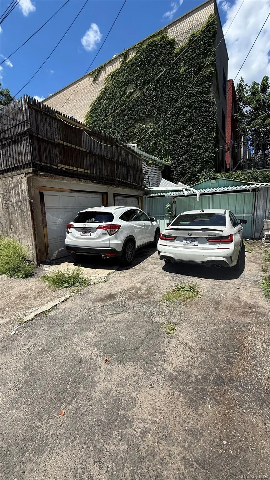 1240 Manor Avenue, New York, NY, 4 Bedrooms Bedrooms, 8 Rooms Rooms,2 BathroomsBathrooms,Residential,For Rent,Manor,0,KEY1016820 1240 Manor Avenue, New York, NY, 4 Bedrooms Bedrooms, 8 Rooms Rooms,2 BathroomsBathrooms,Residential,For Rent,Manor,0,KEY1016820