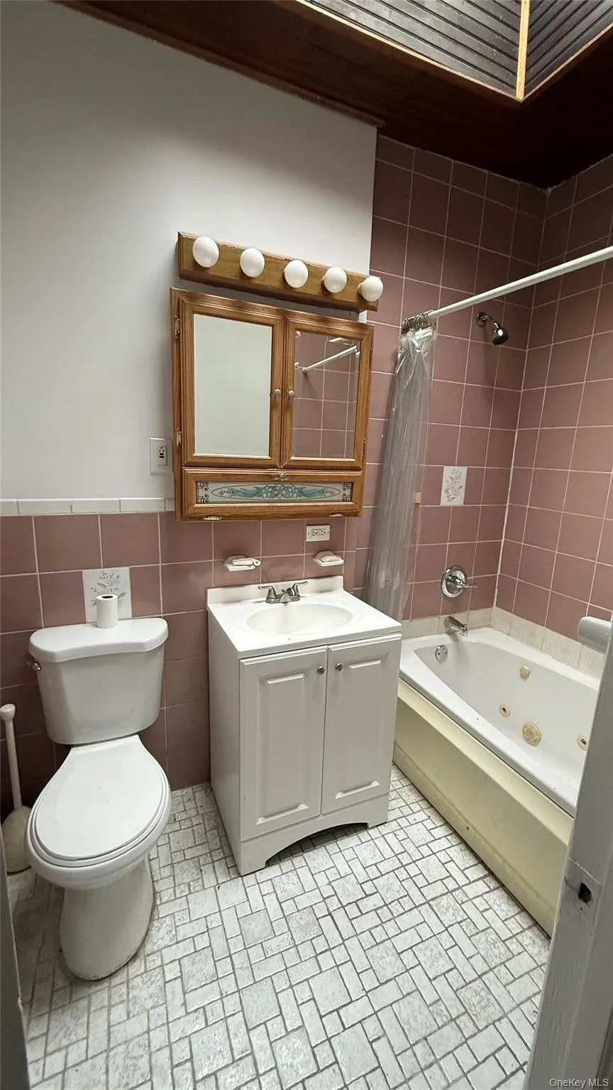 2/fl bathroom 2/fl bathroom