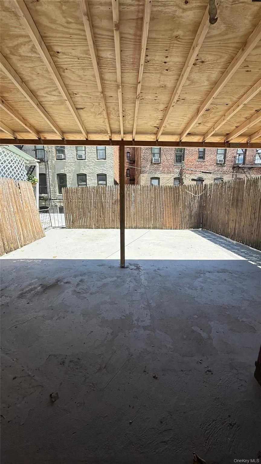 1240 Manor Avenue, New York, NY, 4 Bedrooms Bedrooms, 8 Rooms Rooms,2 BathroomsBathrooms,Residential,For Rent,Manor,0,KEY1016820 1240 Manor Avenue, New York, NY, 4 Bedrooms Bedrooms, 8 Rooms Rooms,2 BathroomsBathrooms,Residential,For Rent,Manor,0,KEY1016820