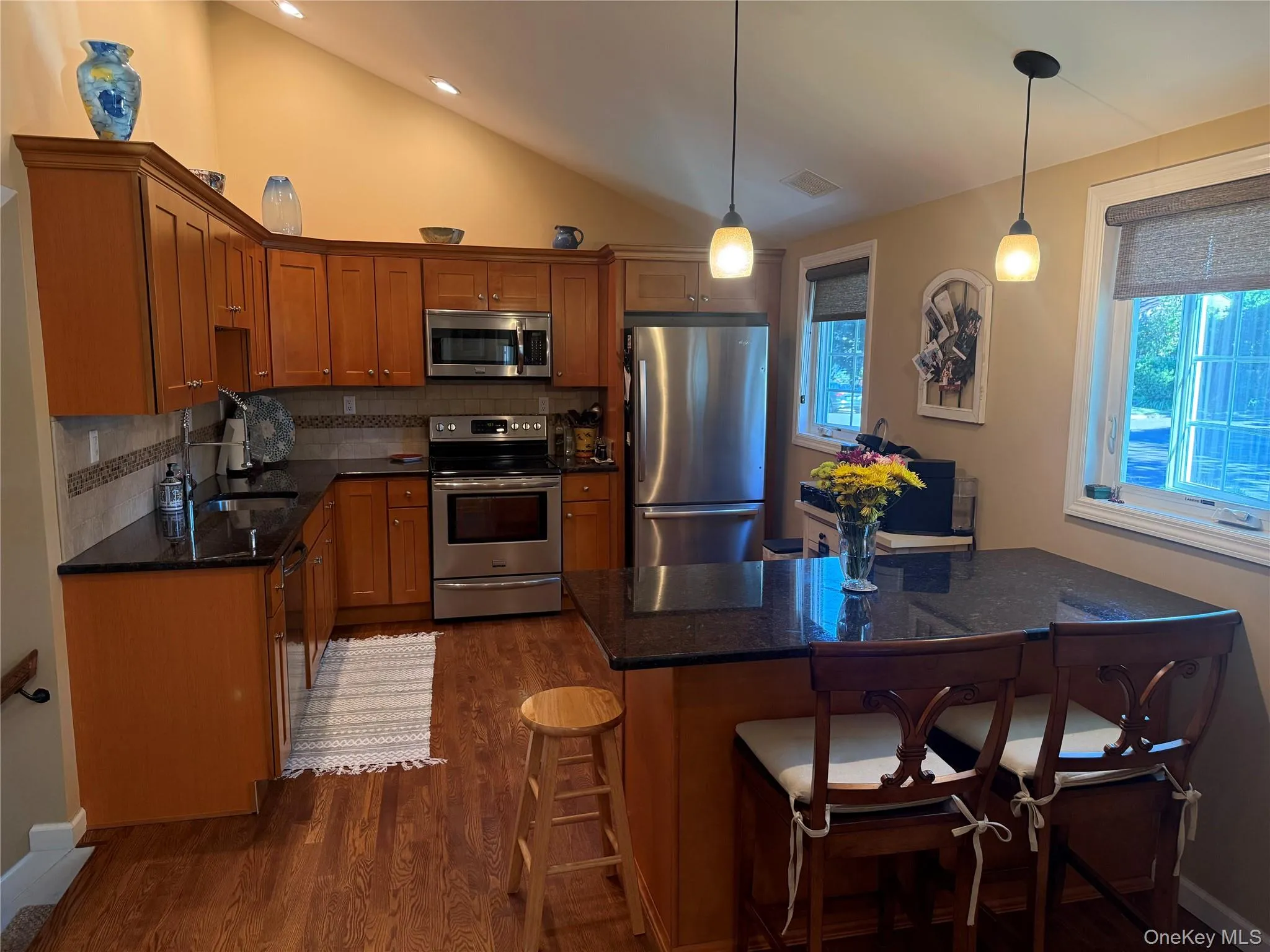 20 Via Continental, Huntington, NY, 3 Bedrooms Bedrooms, 7 Rooms Rooms,2 BathroomsBathrooms,Residential,For Rent,Via Continental,0,1016822 20 Via Continental, Huntington, NY, 3 Bedrooms Bedrooms, 7 Rooms Rooms,2 BathroomsBathrooms,Residential,For Rent,Via Continental,0,1016822