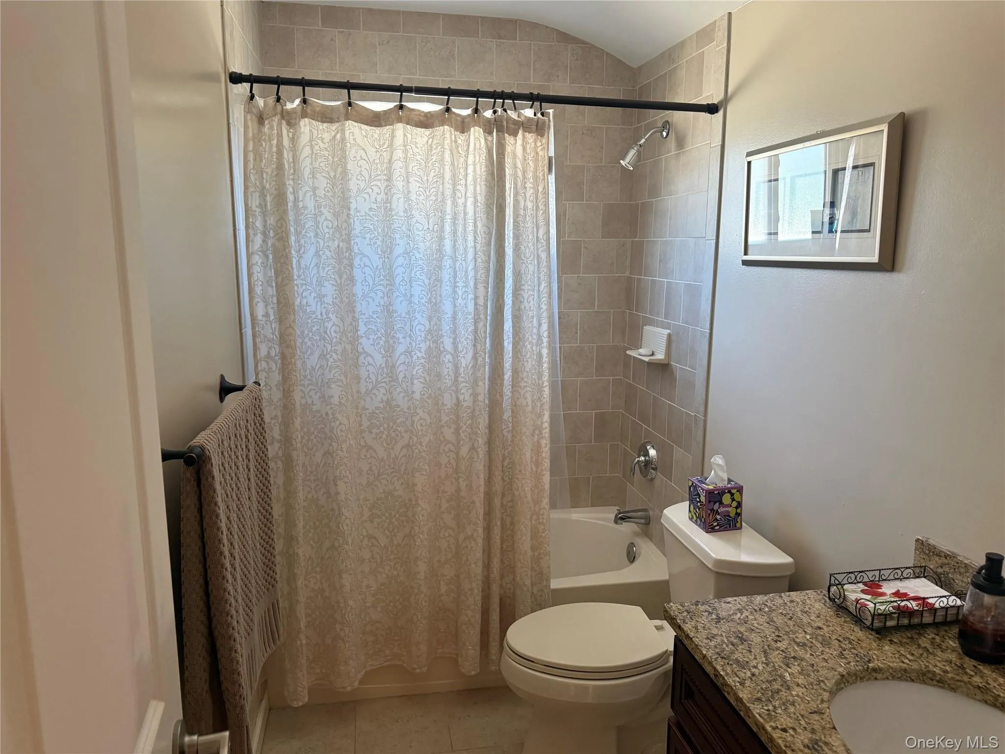 20 Via Continental, Huntington, NY, 3 Bedrooms Bedrooms, 7 Rooms Rooms,2 BathroomsBathrooms,Residential,For Rent,Via Continental,0,1016822 20 Via Continental, Huntington, NY, 3 Bedrooms Bedrooms, 7 Rooms Rooms,2 BathroomsBathrooms,Residential,For Rent,Via Continental,0,1016822