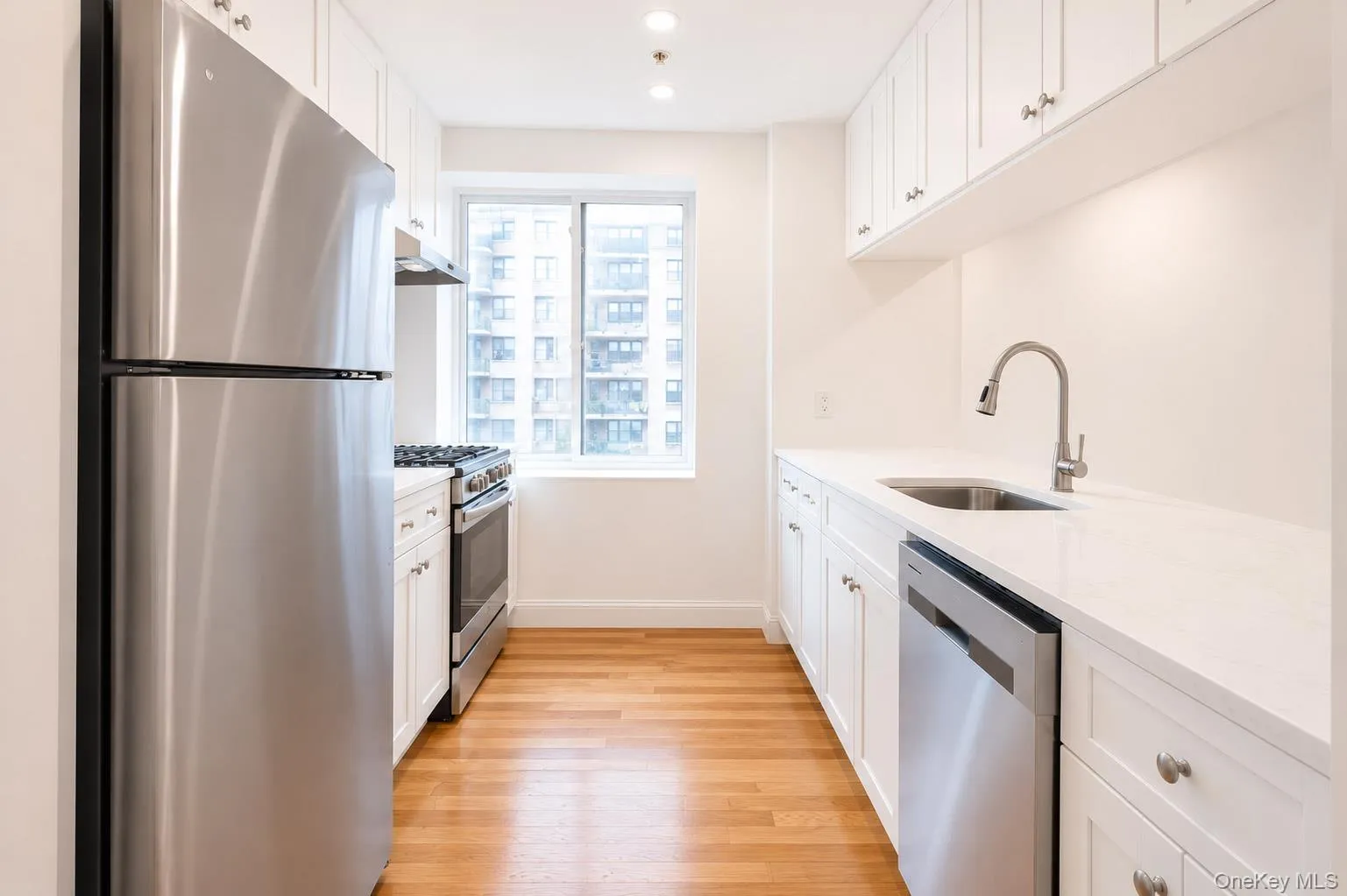 10 Franklin Boulevard, Long Beach, NY, 1 Bedroom Bedrooms, 4 Rooms Rooms,1 BathroomBathrooms,Residential Lease,For Rent,Franklin,0,1016824 10 Franklin Boulevard, Long Beach, NY, 1 Bedroom Bedrooms, 4 Rooms Rooms,1 BathroomBathrooms,Residential Lease,For Rent,Franklin,0,1016824