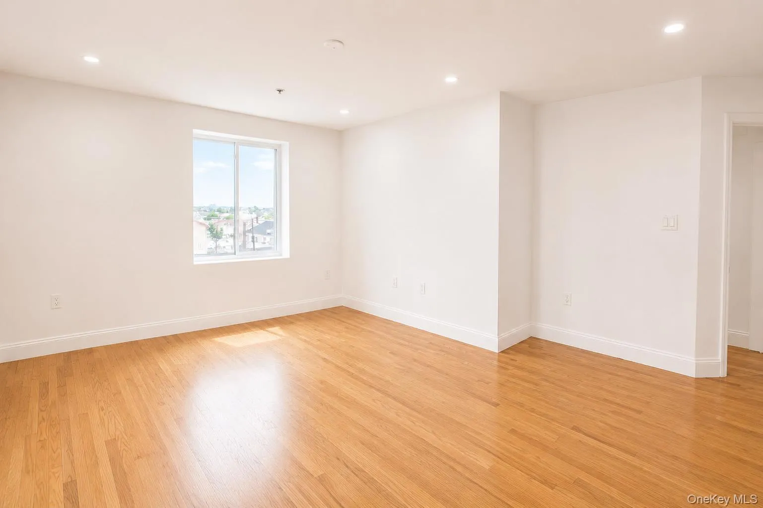 10 Franklin Boulevard, Long Beach, NY, 1 Bedroom Bedrooms, 4 Rooms Rooms,1 BathroomBathrooms,Residential Lease,For Rent,Franklin,0,1016824 10 Franklin Boulevard, Long Beach, NY, 1 Bedroom Bedrooms, 4 Rooms Rooms,1 BathroomBathrooms,Residential Lease,For Rent,Franklin,0,1016824