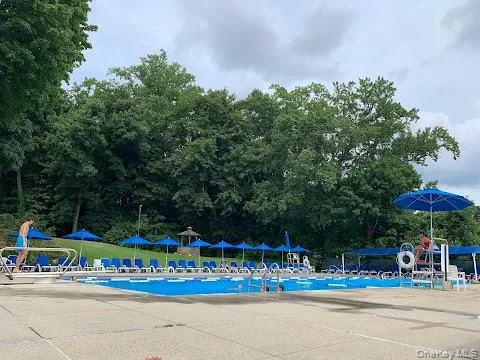 18 Pond Park Road, North Hempstead, NY, 4 Bedrooms Bedrooms, 9 Rooms Rooms,4 BathroomsBathrooms,Residential,For Rent,Pond Park,0,KEY1016825 18 Pond Park Road, North Hempstead, NY, 4 Bedrooms Bedrooms, 9 Rooms Rooms,4 BathroomsBathrooms,Residential,For Rent,Pond Park,0,KEY1016825