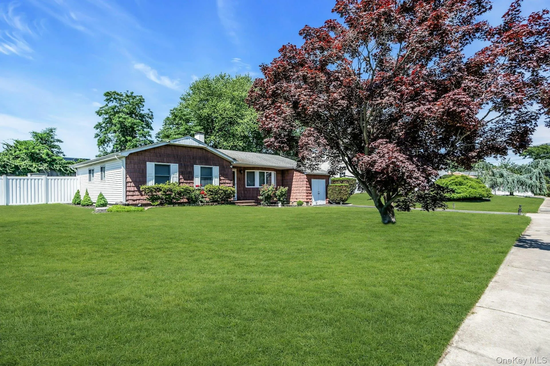 15 Duel Drive, Islip, NY, 5 Bedrooms Bedrooms, 11 Rooms Rooms,2 BathroomsBathrooms,Residential,For Rent,Duel,0,1016828 15 Duel Drive, Islip, NY, 5 Bedrooms Bedrooms, 11 Rooms Rooms,2 BathroomsBathrooms,Residential,For Rent,Duel,0,1016828