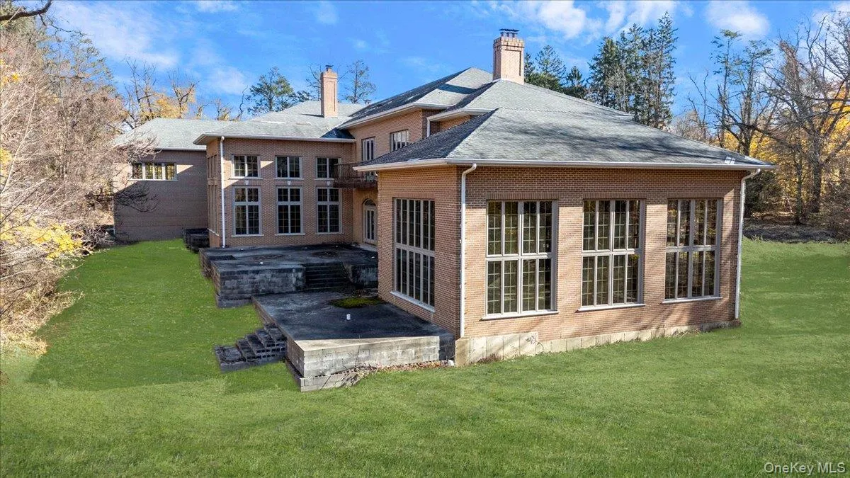 1 Penny Pond Court, Oyster Bay, NY, 11 Bedrooms Bedrooms, 25 Rooms Rooms,11 BathroomsBathrooms,Residential,For Rent,Penny Pond,0,1016829 1 Penny Pond Court, Oyster Bay, NY, 11 Bedrooms Bedrooms, 25 Rooms Rooms,11 BathroomsBathrooms,Residential,For Rent,Penny Pond,0,1016829