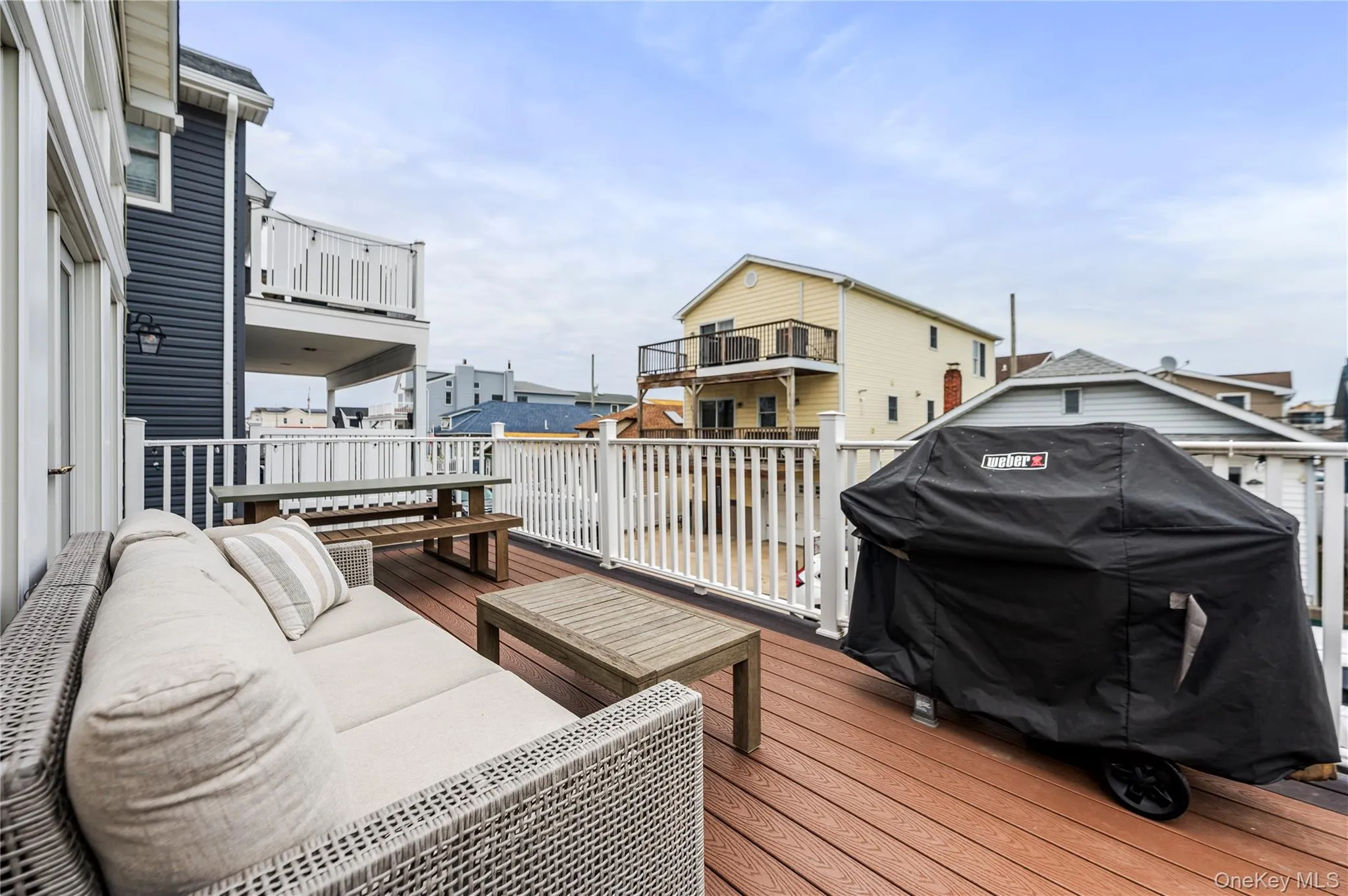 Wrap around deck Wrap around deck