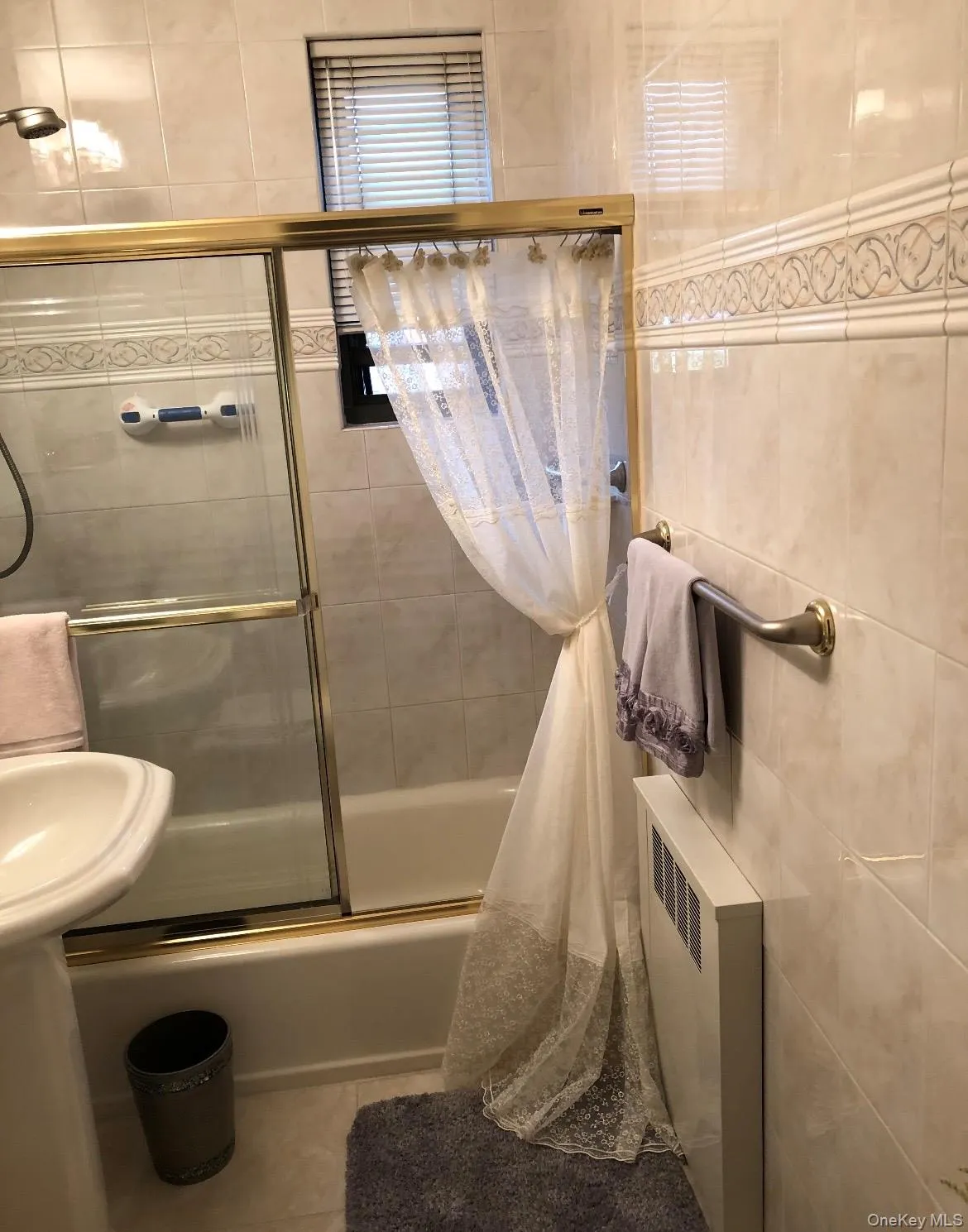 199-21 22 nd Avenue, New York, NY, 1 Bedroom Bedrooms, 4 Rooms Rooms,1 BathroomBathrooms,Residential,For Rent,22 nd,0,KEY1016832 199-21 22 nd Avenue, New York, NY, 1 Bedroom Bedrooms, 4 Rooms Rooms,1 BathroomBathrooms,Residential,For Rent,22 nd,0,KEY1016832