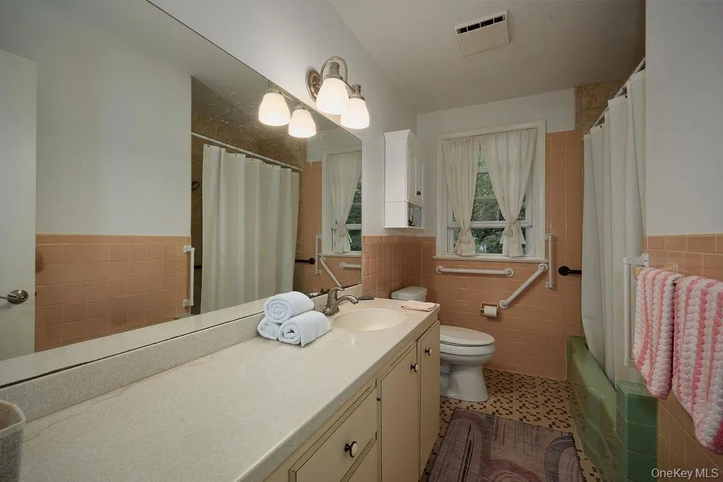 21 Elmwood Road, Lewisboro, NY, 3 Bedrooms Bedrooms, 6 Rooms Rooms,1 BathroomBathrooms,Residential,For Rent,Elmwood,0,KEY1016834 21 Elmwood Road, Lewisboro, NY, 3 Bedrooms Bedrooms, 6 Rooms Rooms,1 BathroomBathrooms,Residential,For Rent,Elmwood,0,KEY1016834