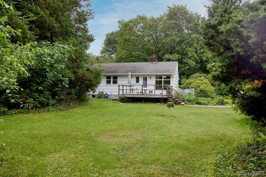 21 Elmwood Road, Lewisboro, NY, 3 Bedrooms Bedrooms, 6 Rooms Rooms,1 BathroomBathrooms,Residential,For Rent,Elmwood,0,KEY1016834 21 Elmwood Road, Lewisboro, NY, 3 Bedrooms Bedrooms, 6 Rooms Rooms,1 BathroomBathrooms,Residential,For Rent,Elmwood,0,KEY1016834
