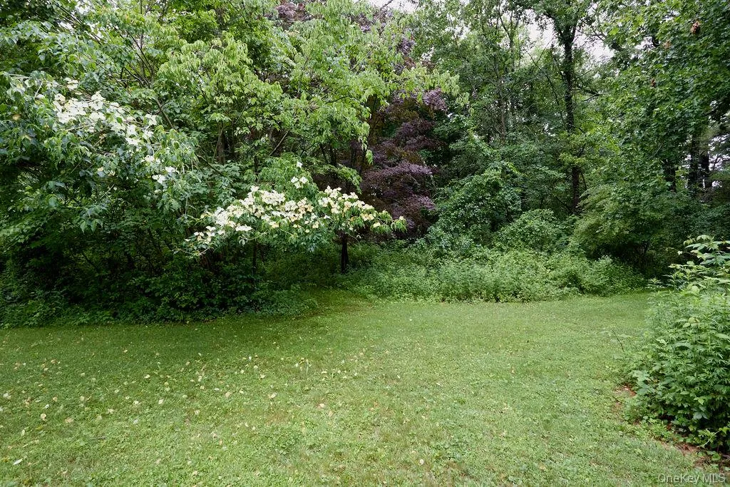 21 Elmwood Road, Lewisboro, NY, 3 Bedrooms Bedrooms, 6 Rooms Rooms,1 BathroomBathrooms,Residential,For Rent,Elmwood,0,KEY1016834 21 Elmwood Road, Lewisboro, NY, 3 Bedrooms Bedrooms, 6 Rooms Rooms,1 BathroomBathrooms,Residential,For Rent,Elmwood,0,KEY1016834