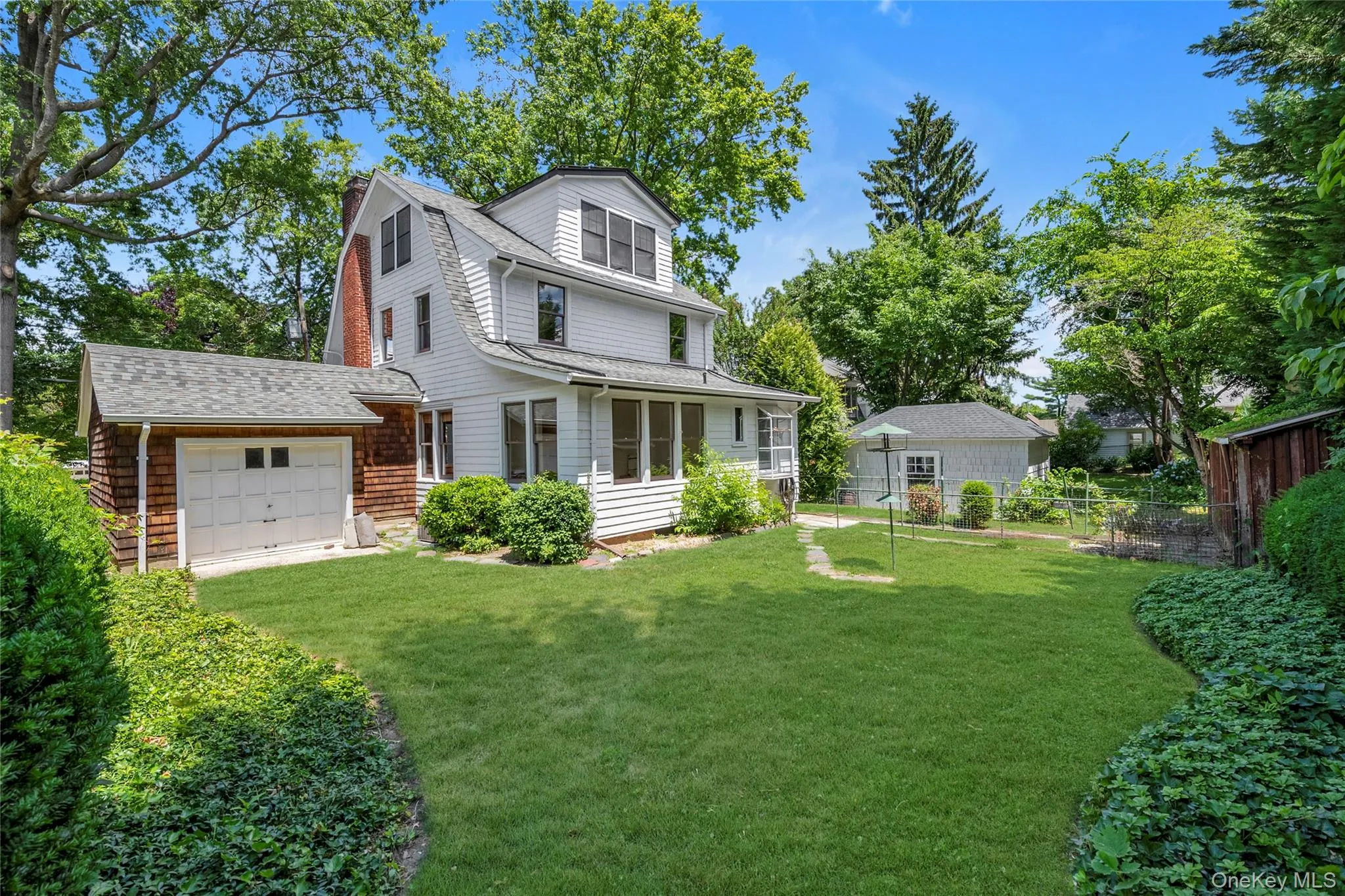 328 Manor Road, New York, NY, 3 Bedrooms Bedrooms, 7 Rooms Rooms,1 BathroomBathrooms,Residential,For Rent,Manor,0,KEY1016838 328 Manor Road, New York, NY, 3 Bedrooms Bedrooms, 7 Rooms Rooms,1 BathroomBathrooms,Residential,For Rent,Manor,0,KEY1016838