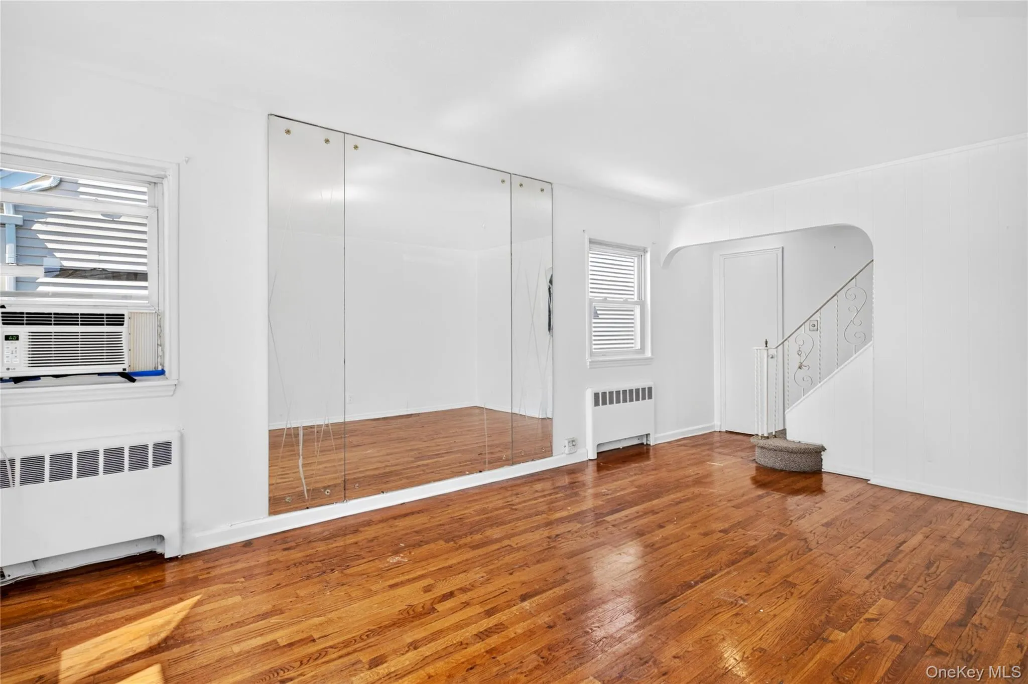 172 Wellington Road, Hempstead, NY, 4 Bedrooms Bedrooms, 6 Rooms Rooms,1 BathroomBathrooms,Residential,For Rent,Wellington,0,KEY1016840 172 Wellington Road, Hempstead, NY, 4 Bedrooms Bedrooms, 6 Rooms Rooms,1 BathroomBathrooms,Residential,For Rent,Wellington,0,KEY1016840