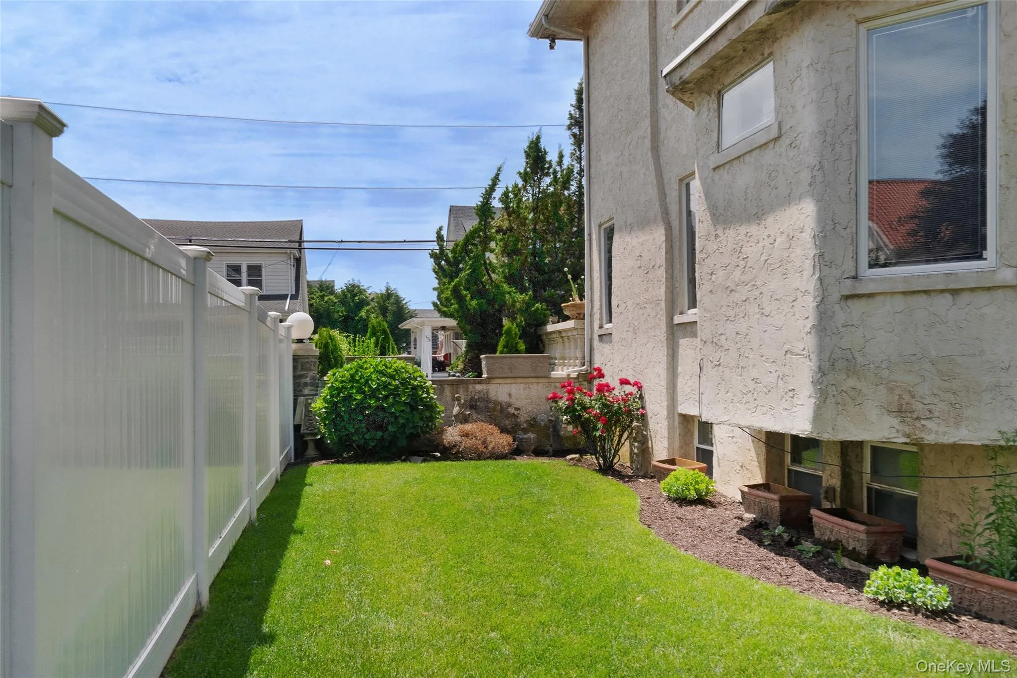 176 Beach 143rd Street, New York, NY, 3 Bedrooms Bedrooms, 10 Rooms Rooms,3 BathroomsBathrooms,Residential,For Rent,Beach 143rd,0,1016844 176 Beach 143rd Street, New York, NY, 3 Bedrooms Bedrooms, 10 Rooms Rooms,3 BathroomsBathrooms,Residential,For Rent,Beach 143rd,0,1016844
