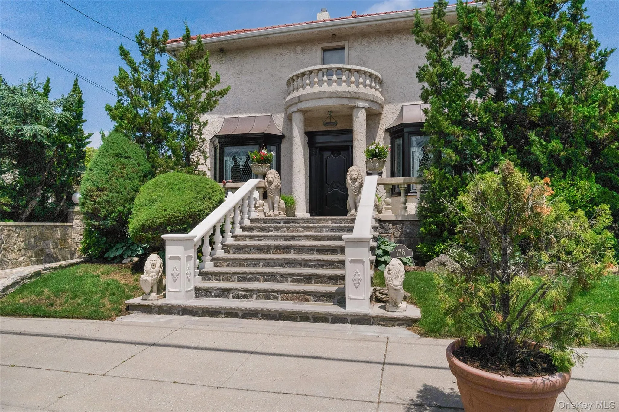 176 Beach 143rd Street, New York, NY, 3 Bedrooms Bedrooms, 10 Rooms Rooms,3 BathroomsBathrooms,Residential,For Rent,Beach 143rd,0,1016844 176 Beach 143rd Street, New York, NY, 3 Bedrooms Bedrooms, 10 Rooms Rooms,3 BathroomsBathrooms,Residential,For Rent,Beach 143rd,0,1016844