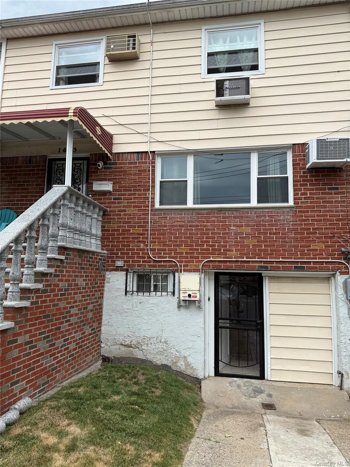 1633 Canarsie Road, New York, NY, 4 Bedrooms Bedrooms, 7 Rooms Rooms,4 BathroomsBathrooms,Residential,For Rent,Canarsie,0,KEY1016845 1633 Canarsie Road, New York, NY, 4 Bedrooms Bedrooms, 7 Rooms Rooms,4 BathroomsBathrooms,Residential,For Rent,Canarsie,0,KEY1016845