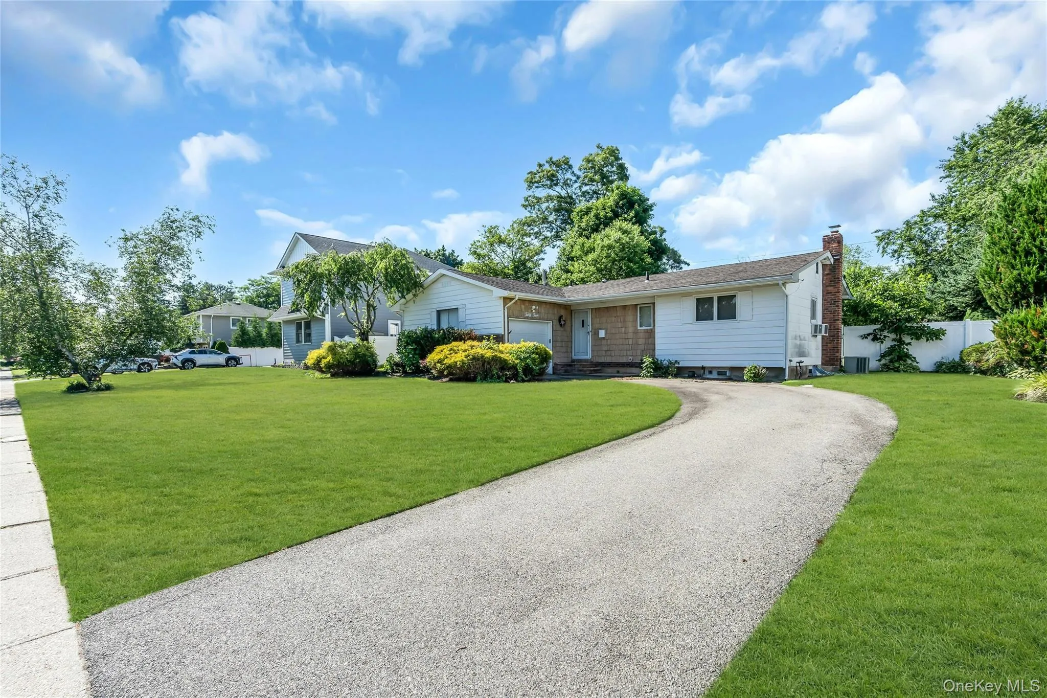 33 Cameo Road, Smithtown, NY, 3 Bedrooms Bedrooms, 6 Rooms Rooms,1 BathroomBathrooms,Residential,For Rent,Cameo,0,KEY1016846 33 Cameo Road, Smithtown, NY, 3 Bedrooms Bedrooms, 6 Rooms Rooms,1 BathroomBathrooms,Residential,For Rent,Cameo,0,KEY1016846