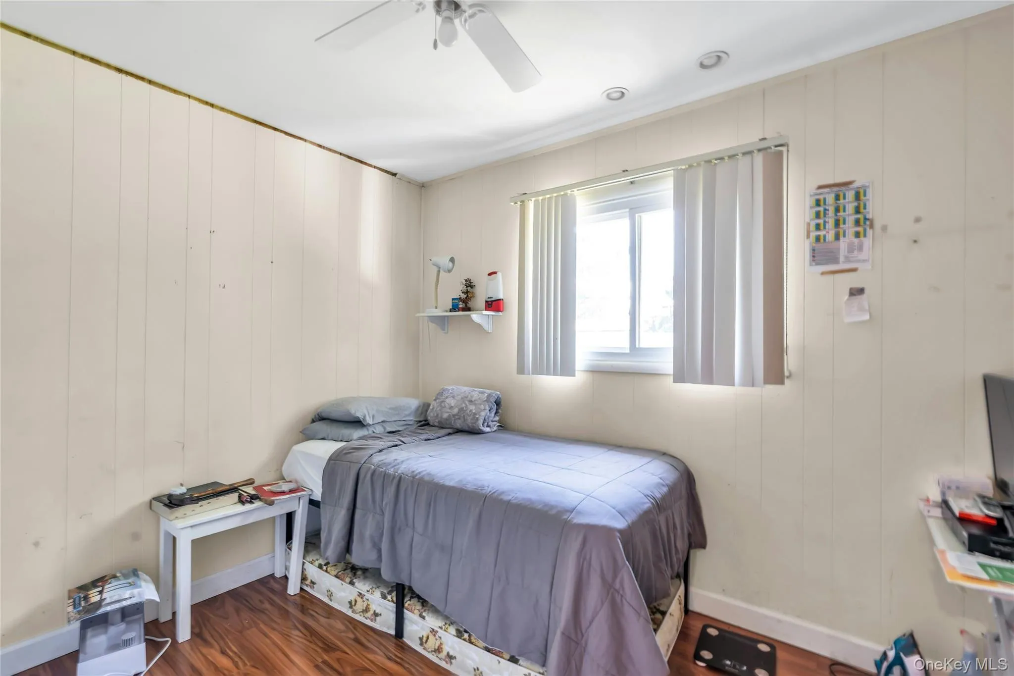 33 Cameo Road, Smithtown, NY, 3 Bedrooms Bedrooms, 6 Rooms Rooms,1 BathroomBathrooms,Residential,For Rent,Cameo,0,KEY1016846 33 Cameo Road, Smithtown, NY, 3 Bedrooms Bedrooms, 6 Rooms Rooms,1 BathroomBathrooms,Residential,For Rent,Cameo,0,KEY1016846