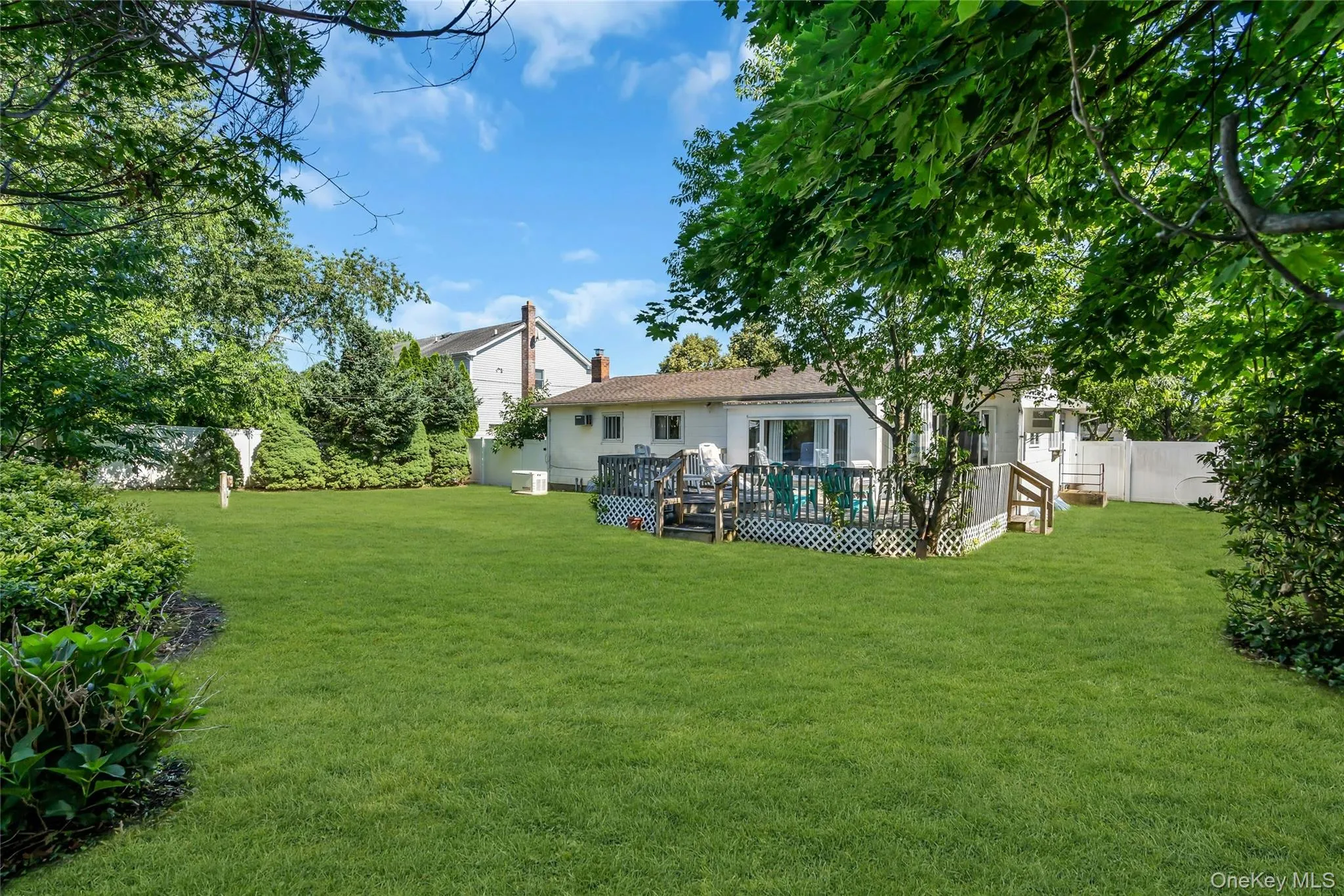 33 Cameo Road, Smithtown, NY, 3 Bedrooms Bedrooms, 6 Rooms Rooms,1 BathroomBathrooms,Residential,For Rent,Cameo,0,KEY1016846 33 Cameo Road, Smithtown, NY, 3 Bedrooms Bedrooms, 6 Rooms Rooms,1 BathroomBathrooms,Residential,For Rent,Cameo,0,KEY1016846