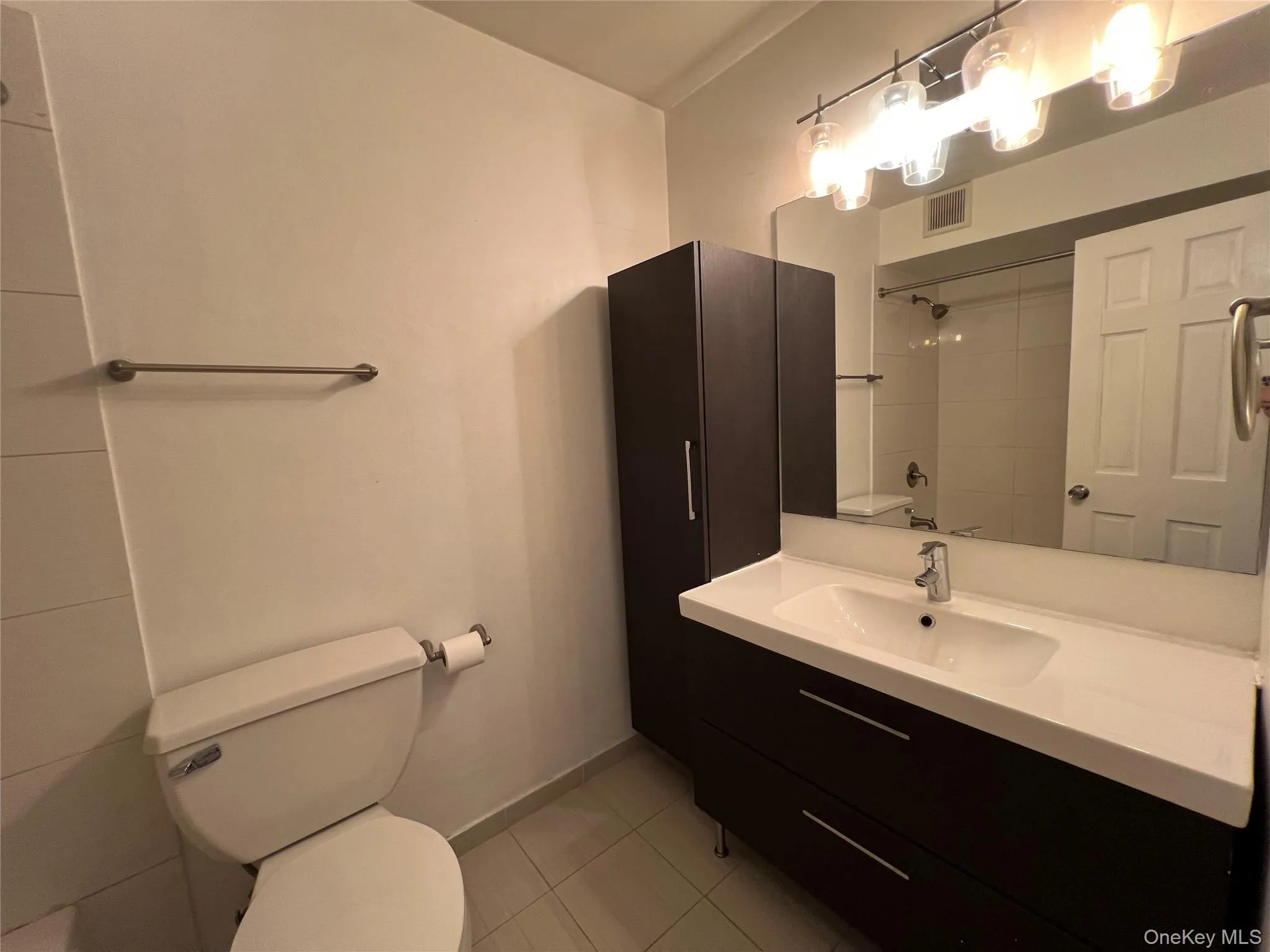 209-14 23rd Avenue, New York, NY, 3 Bedrooms Bedrooms, 7 Rooms Rooms,2 BathroomsBathrooms,Residential Lease,For Rent,23rd,0,1016848 209-14 23rd Avenue, New York, NY, 3 Bedrooms Bedrooms, 7 Rooms Rooms,2 BathroomsBathrooms,Residential Lease,For Rent,23rd,0,1016848