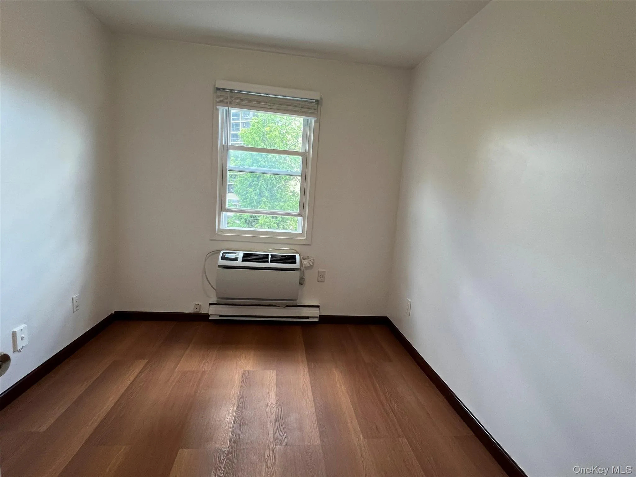 209-14 23rd Avenue, New York, NY, 3 Bedrooms Bedrooms, 7 Rooms Rooms,2 BathroomsBathrooms,Residential Lease,For Rent,23rd,0,1016848 209-14 23rd Avenue, New York, NY, 3 Bedrooms Bedrooms, 7 Rooms Rooms,2 BathroomsBathrooms,Residential Lease,For Rent,23rd,0,1016848