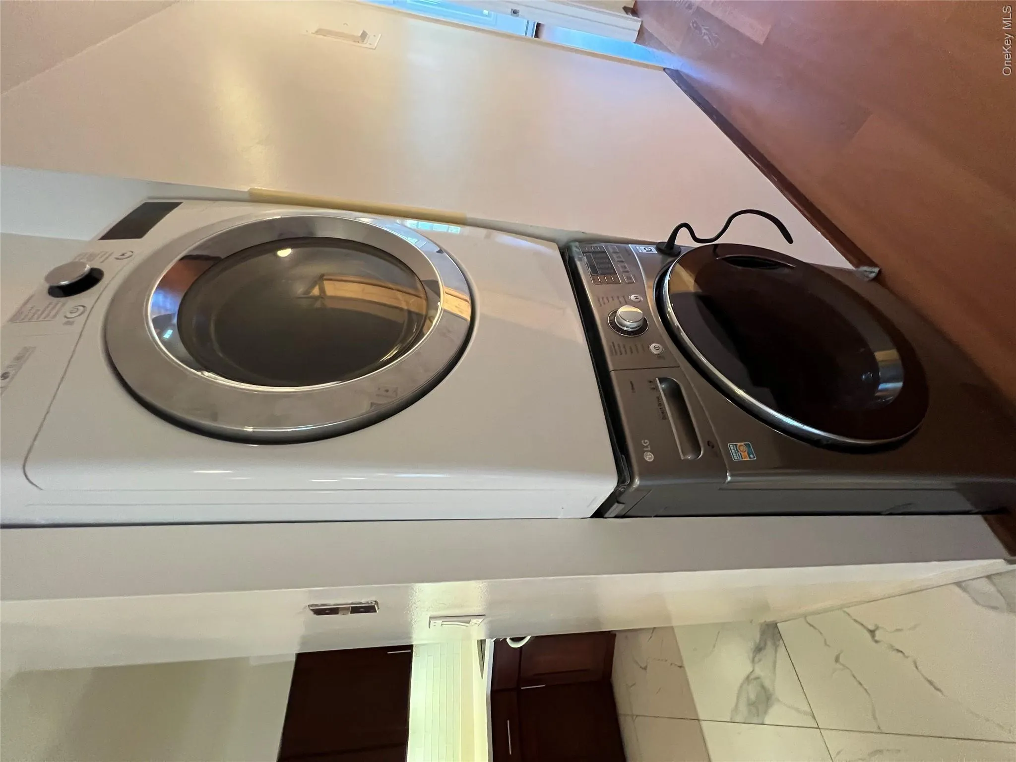 209-14 23rd Avenue, New York, NY, 3 Bedrooms Bedrooms, 7 Rooms Rooms,2 BathroomsBathrooms,Residential Lease,For Rent,23rd,0,1016848 209-14 23rd Avenue, New York, NY, 3 Bedrooms Bedrooms, 7 Rooms Rooms,2 BathroomsBathrooms,Residential Lease,For Rent,23rd,0,1016848