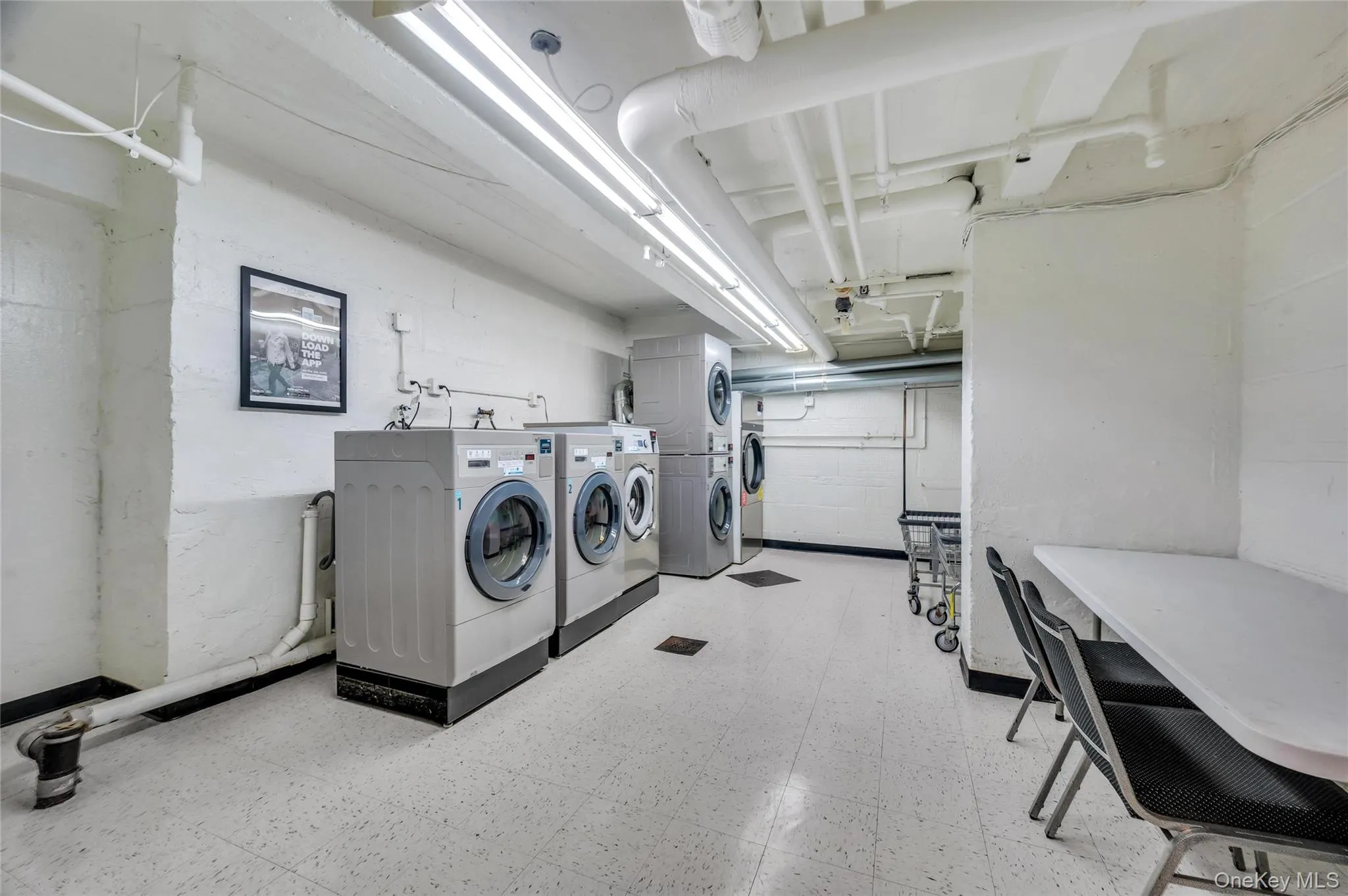 212-12 73rd, New York, NY, 1 Bedroom Bedrooms, 3 Rooms Rooms,1 BathroomBathrooms,Residential,For Rent,73rd,0,1016850 212-12 73rd, New York, NY, 1 Bedroom Bedrooms, 3 Rooms Rooms,1 BathroomBathrooms,Residential,For Rent,73rd,0,1016850