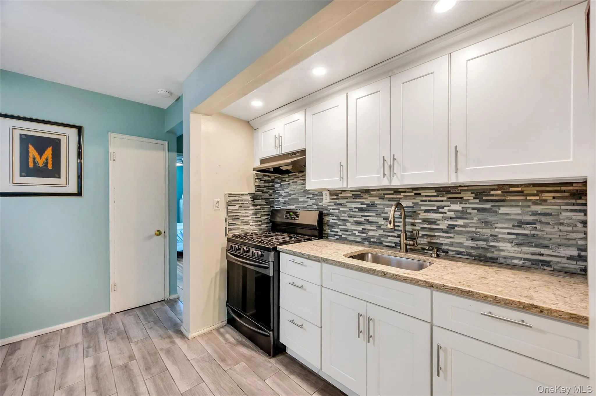 212-12 73rd, New York, NY, 1 Bedroom Bedrooms, 3 Rooms Rooms,1 BathroomBathrooms,Residential,For Rent,73rd,0,1016850 212-12 73rd, New York, NY, 1 Bedroom Bedrooms, 3 Rooms Rooms,1 BathroomBathrooms,Residential,For Rent,73rd,0,1016850
