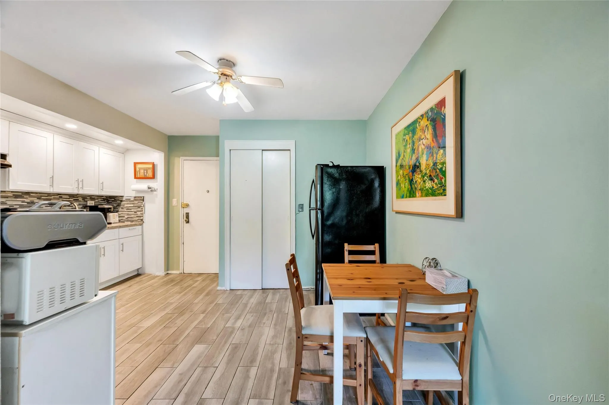 212-12 73rd, New York, NY, 1 Bedroom Bedrooms, 3 Rooms Rooms,1 BathroomBathrooms,Residential,For Rent,73rd,0,1016850 212-12 73rd, New York, NY, 1 Bedroom Bedrooms, 3 Rooms Rooms,1 BathroomBathrooms,Residential,For Rent,73rd,0,1016850