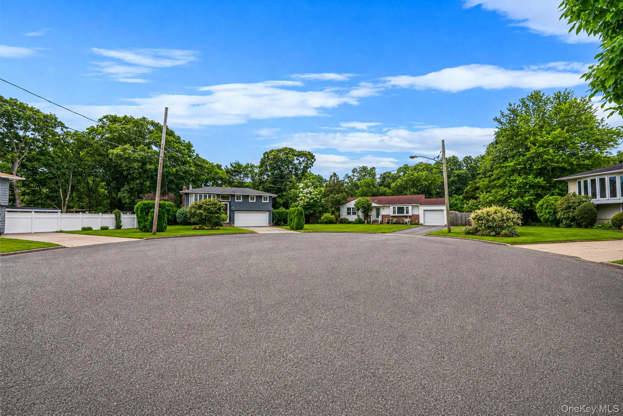 14 Urn Court, Islip, NY, 4 Bedrooms Bedrooms, 7 Rooms Rooms,2 BathroomsBathrooms,Residential,For Rent,Urn,0,KEY1016852 14 Urn Court, Islip, NY, 4 Bedrooms Bedrooms, 7 Rooms Rooms,2 BathroomsBathrooms,Residential,For Rent,Urn,0,KEY1016852