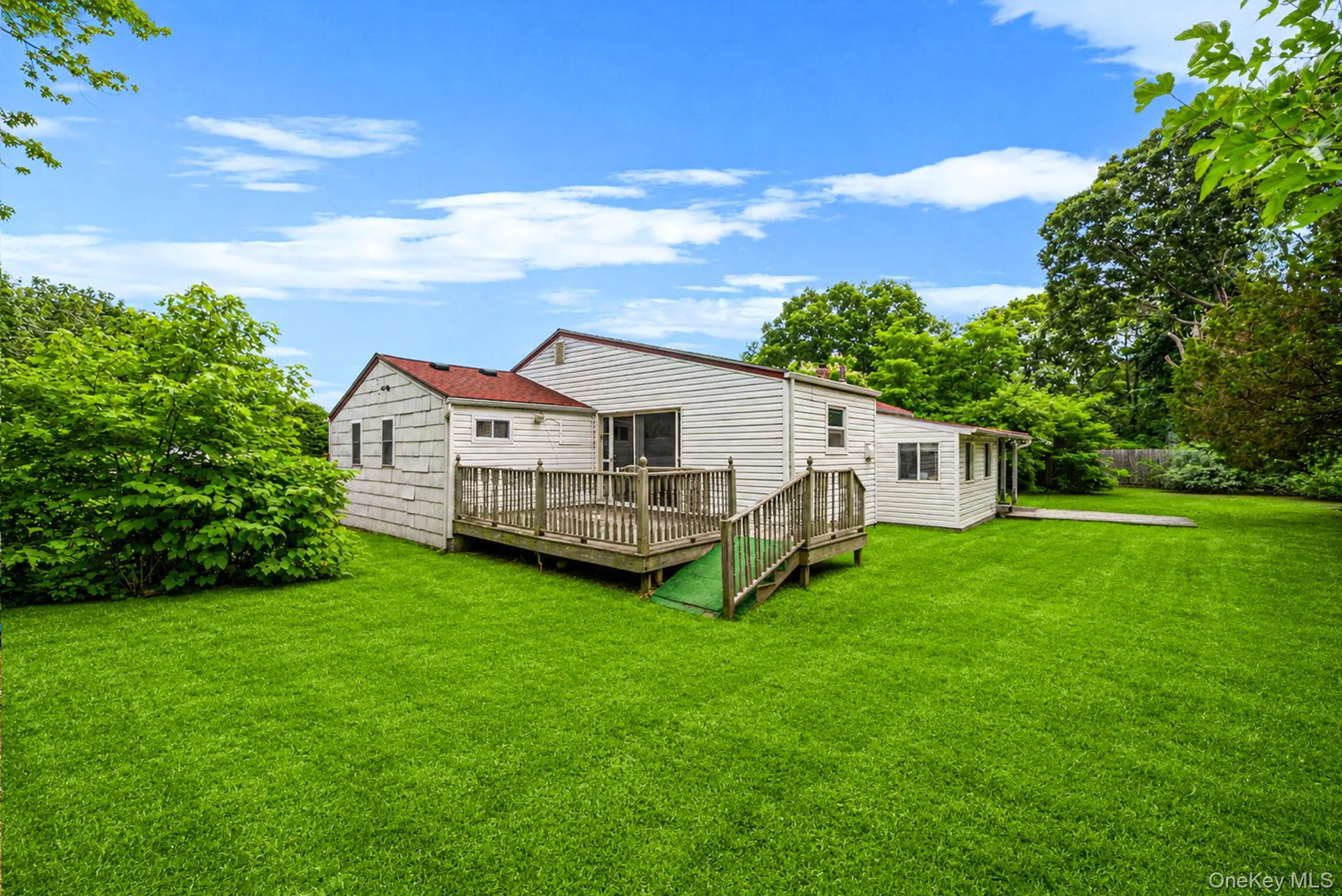 14 Urn Court, Islip, NY, 4 Bedrooms Bedrooms, 7 Rooms Rooms,2 BathroomsBathrooms,Residential,For Rent,Urn,0,KEY1016852 14 Urn Court, Islip, NY, 4 Bedrooms Bedrooms, 7 Rooms Rooms,2 BathroomsBathrooms,Residential,For Rent,Urn,0,KEY1016852