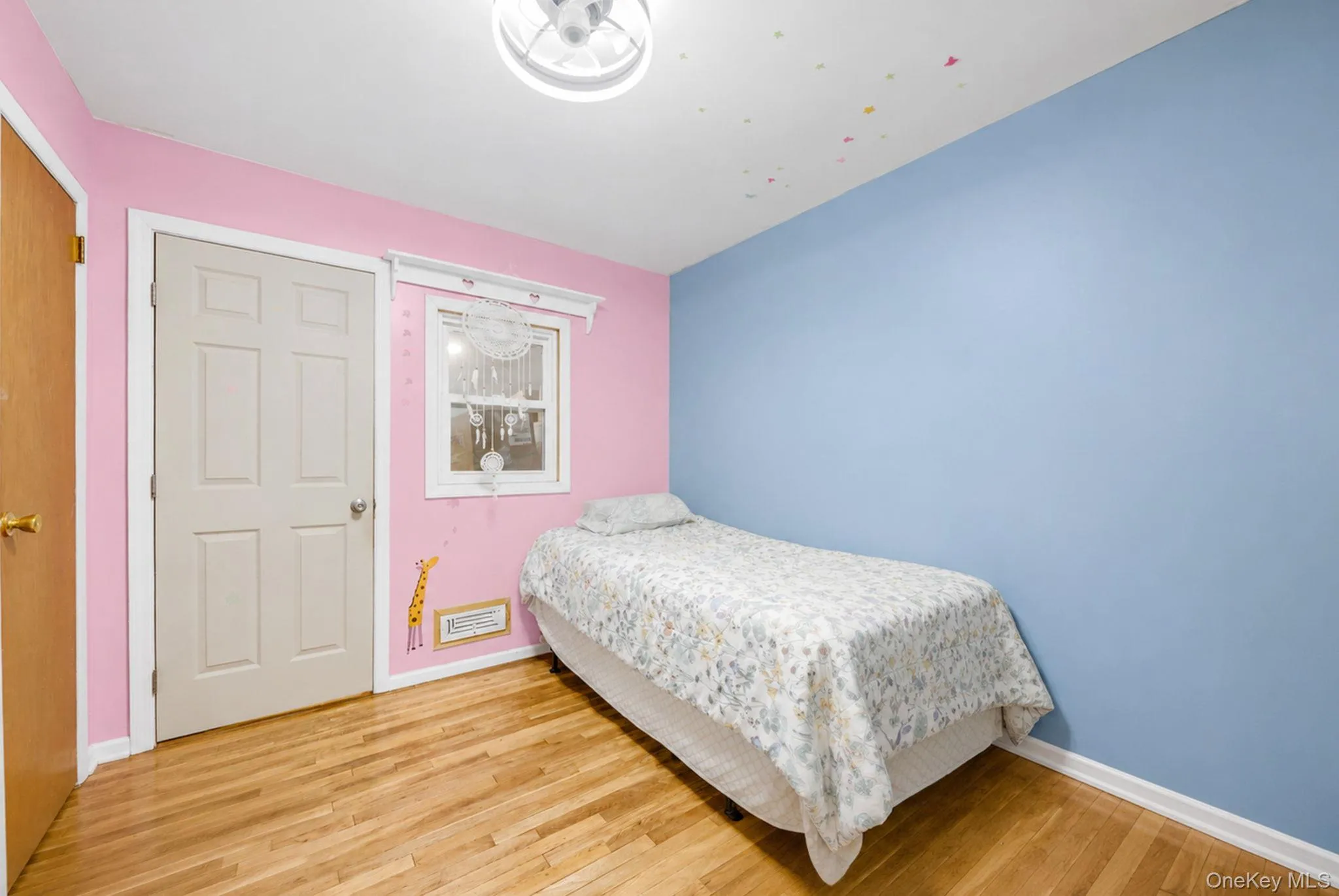14 Urn Court, Islip, NY, 4 Bedrooms Bedrooms, 7 Rooms Rooms,2 BathroomsBathrooms,Residential,For Rent,Urn,0,KEY1016852 14 Urn Court, Islip, NY, 4 Bedrooms Bedrooms, 7 Rooms Rooms,2 BathroomsBathrooms,Residential,For Rent,Urn,0,KEY1016852