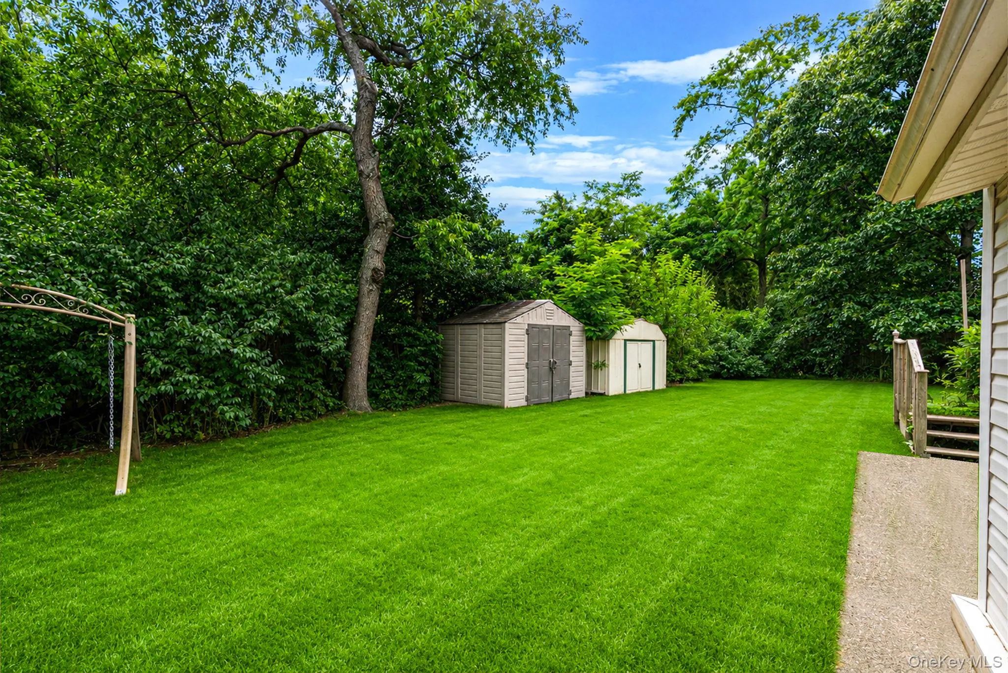 14 Urn Court, Islip, NY, 4 Bedrooms Bedrooms, 7 Rooms Rooms,2 BathroomsBathrooms,Residential,For Rent,Urn,0,KEY1016852 14 Urn Court, Islip, NY, 4 Bedrooms Bedrooms, 7 Rooms Rooms,2 BathroomsBathrooms,Residential,For Rent,Urn,0,KEY1016852