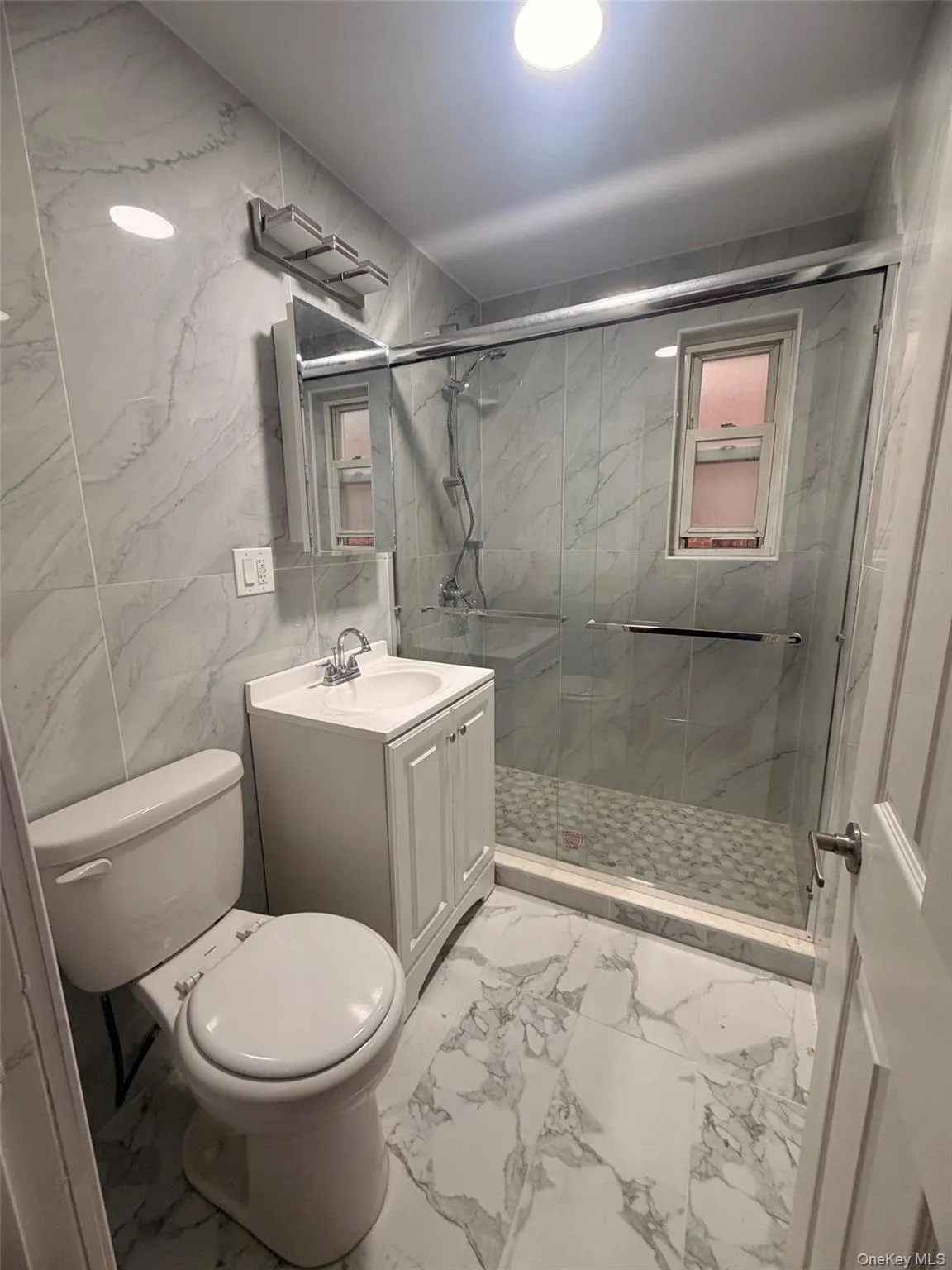76-41 170th Street, New York, NY, 2 Bedrooms Bedrooms, 5 Rooms Rooms,1 BathroomBathrooms,Residential Lease,For Rent,170th,0,1016854 76-41 170th Street, New York, NY, 2 Bedrooms Bedrooms, 5 Rooms Rooms,1 BathroomBathrooms,Residential Lease,For Rent,170th,0,1016854
