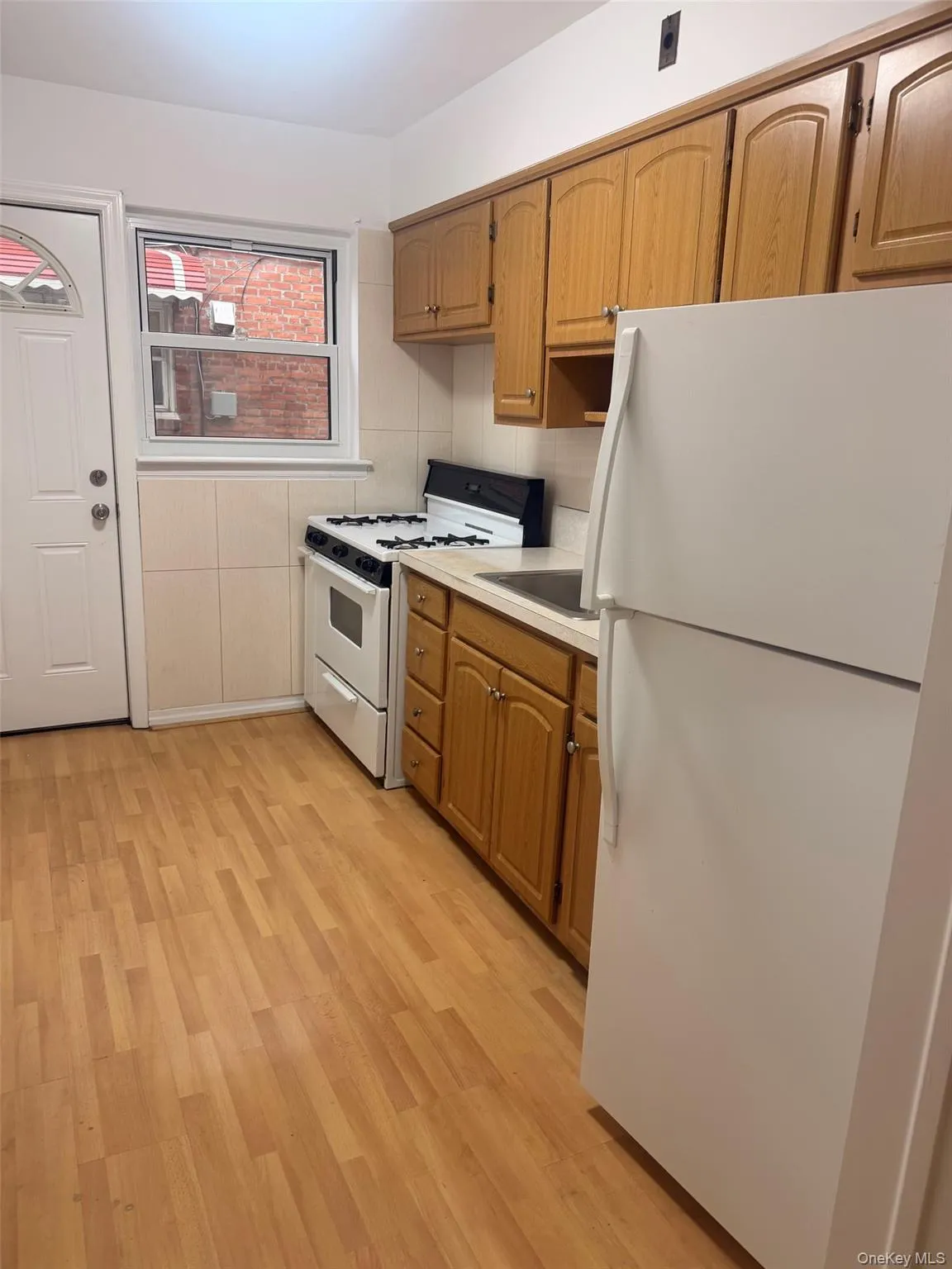 76-41 170th Street, New York, NY, 2 Bedrooms Bedrooms, 5 Rooms Rooms,1 BathroomBathrooms,Residential Lease,For Rent,170th,0,1016854 76-41 170th Street, New York, NY, 2 Bedrooms Bedrooms, 5 Rooms Rooms,1 BathroomBathrooms,Residential Lease,For Rent,170th,0,1016854