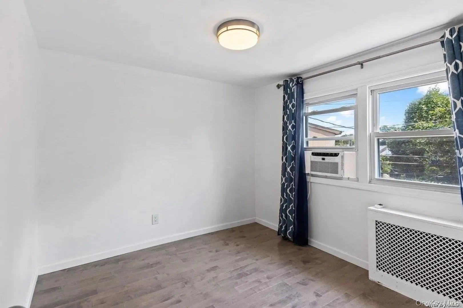 30 Aberdeen Road, Hempstead, NY, 6 Bedrooms Bedrooms, 15 Rooms Rooms,3 BathroomsBathrooms,Residential Lease,For Rent,Aberdeen,0,1016860 30 Aberdeen Road, Hempstead, NY, 6 Bedrooms Bedrooms, 15 Rooms Rooms,3 BathroomsBathrooms,Residential Lease,For Rent,Aberdeen,0,1016860